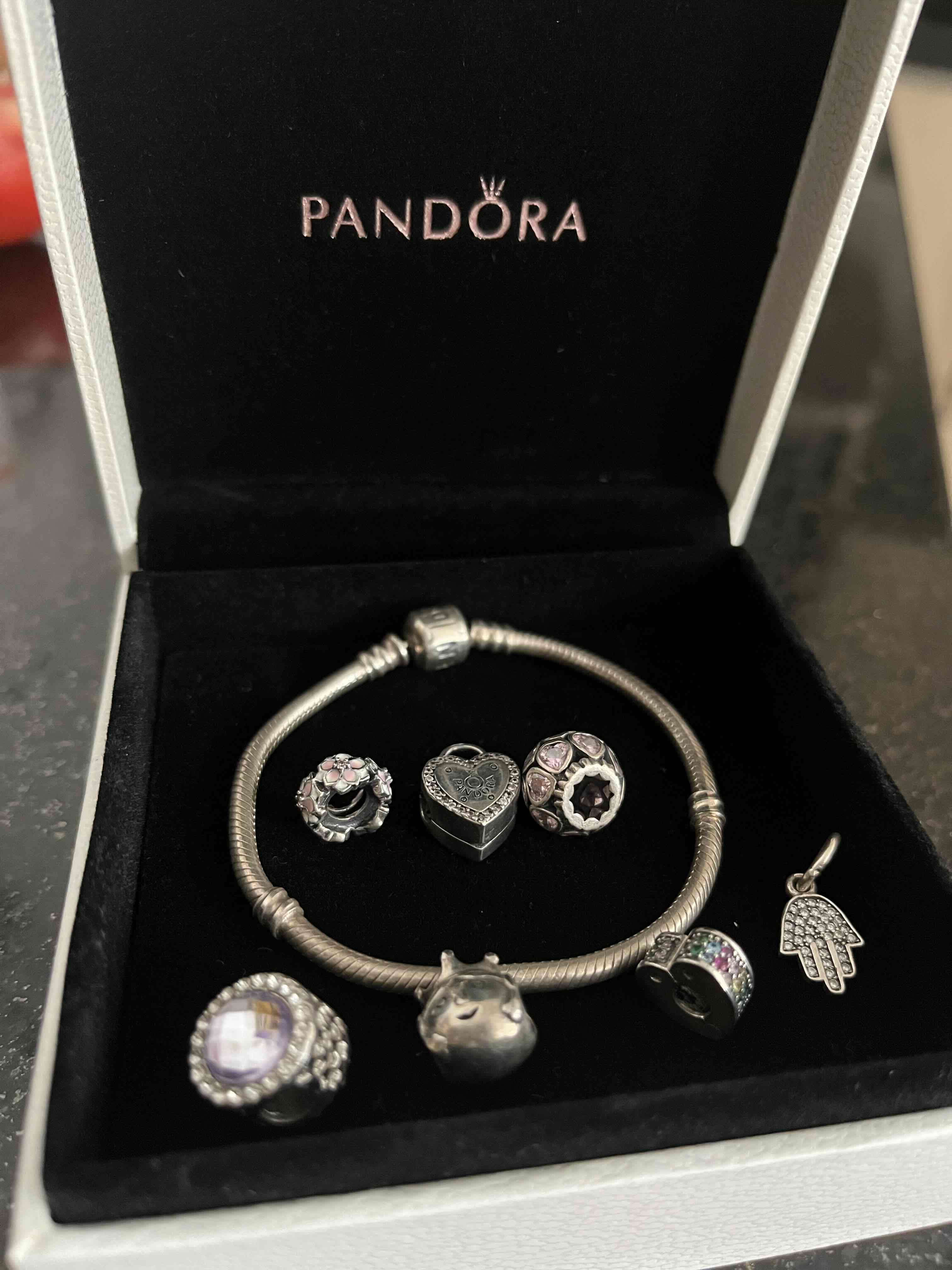 Pulsera Pandora Original + Charms