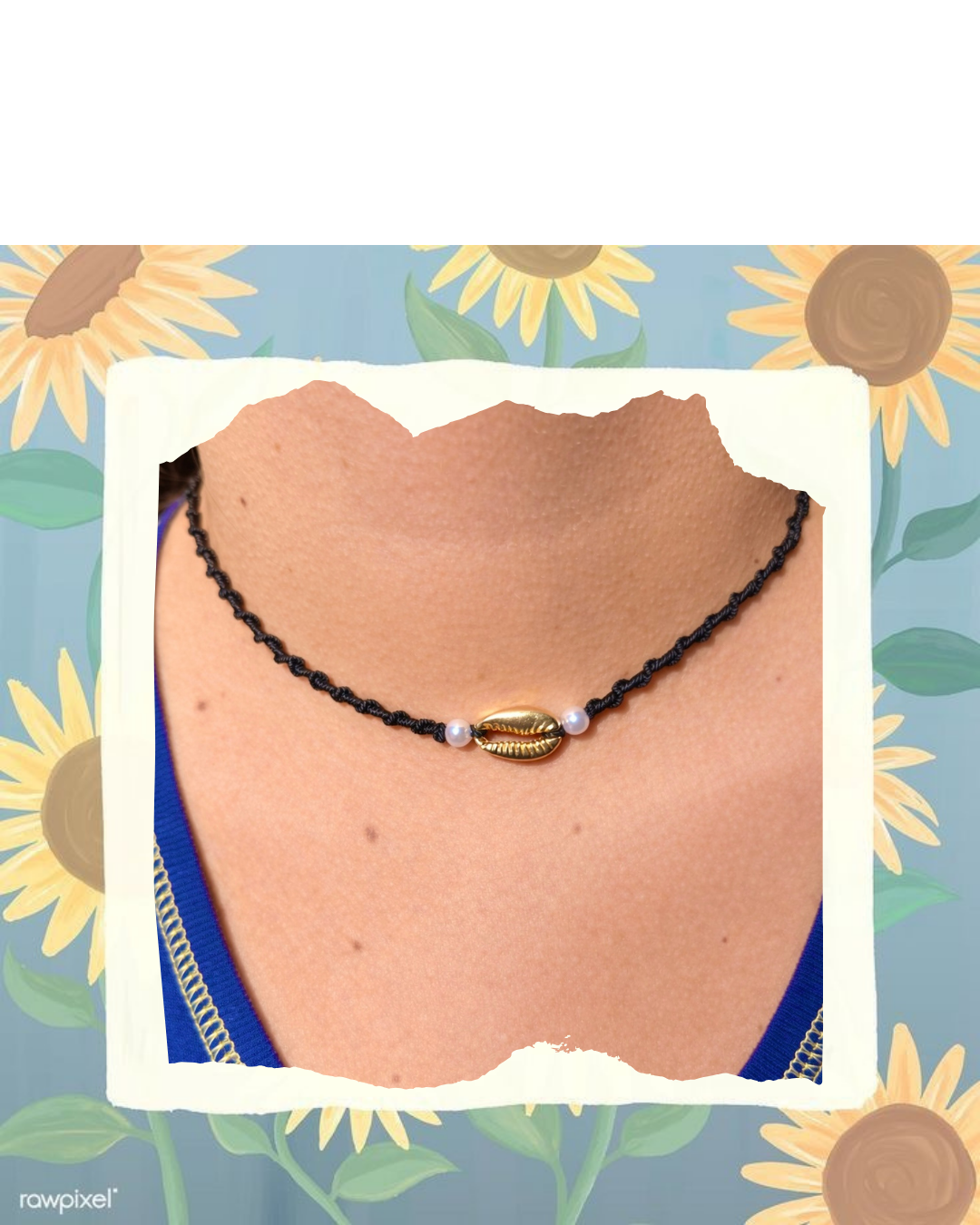 Collar con caracol dorado