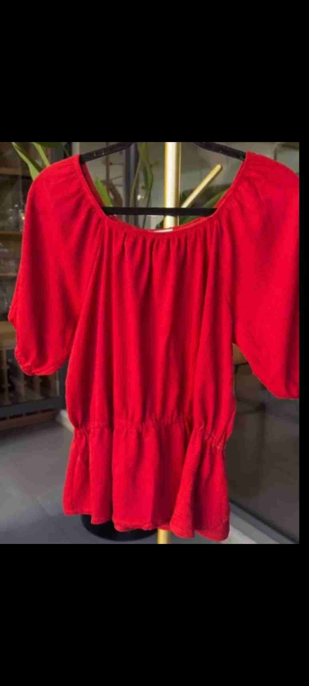 Blusa roja de algodón