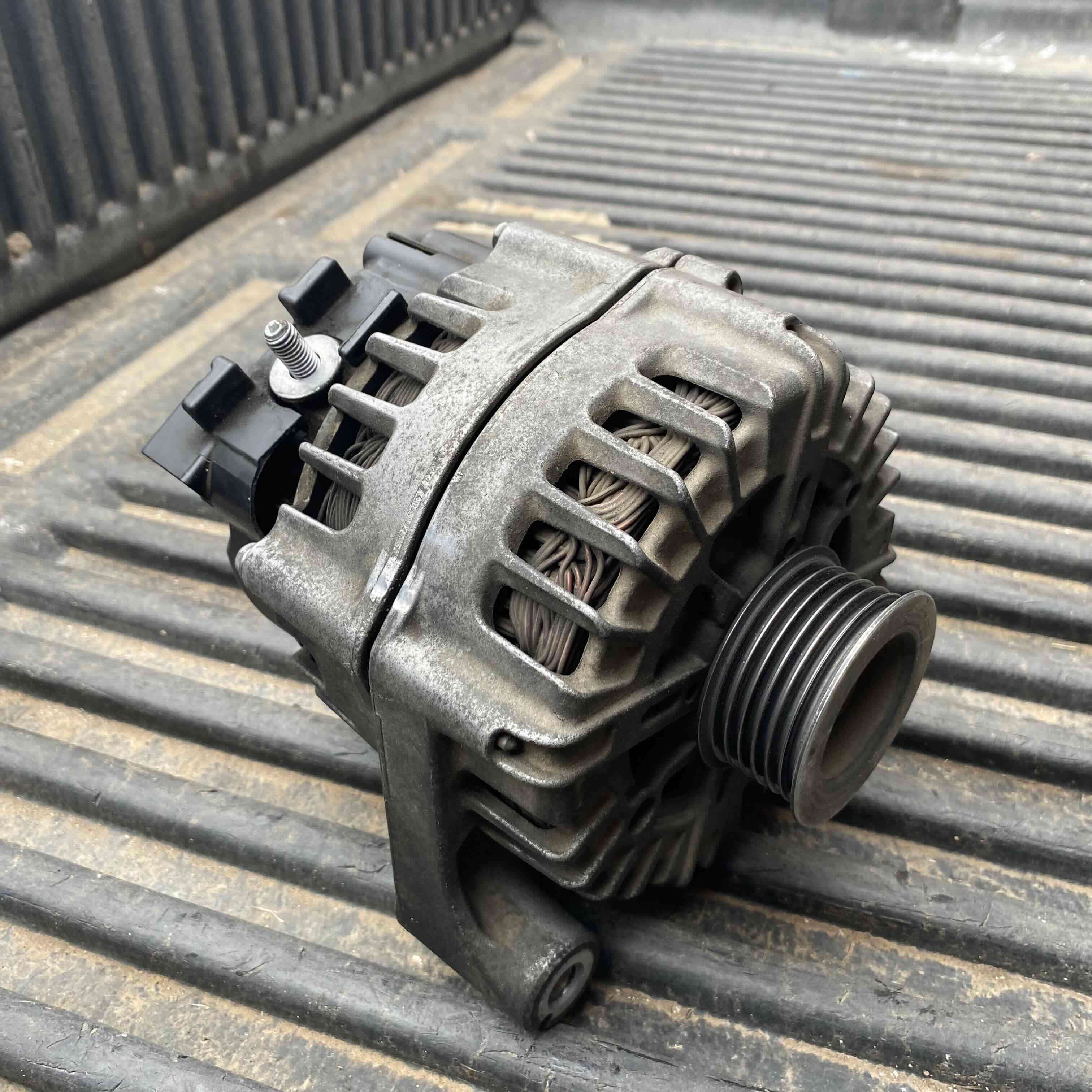 Alternador Bmw para reparar