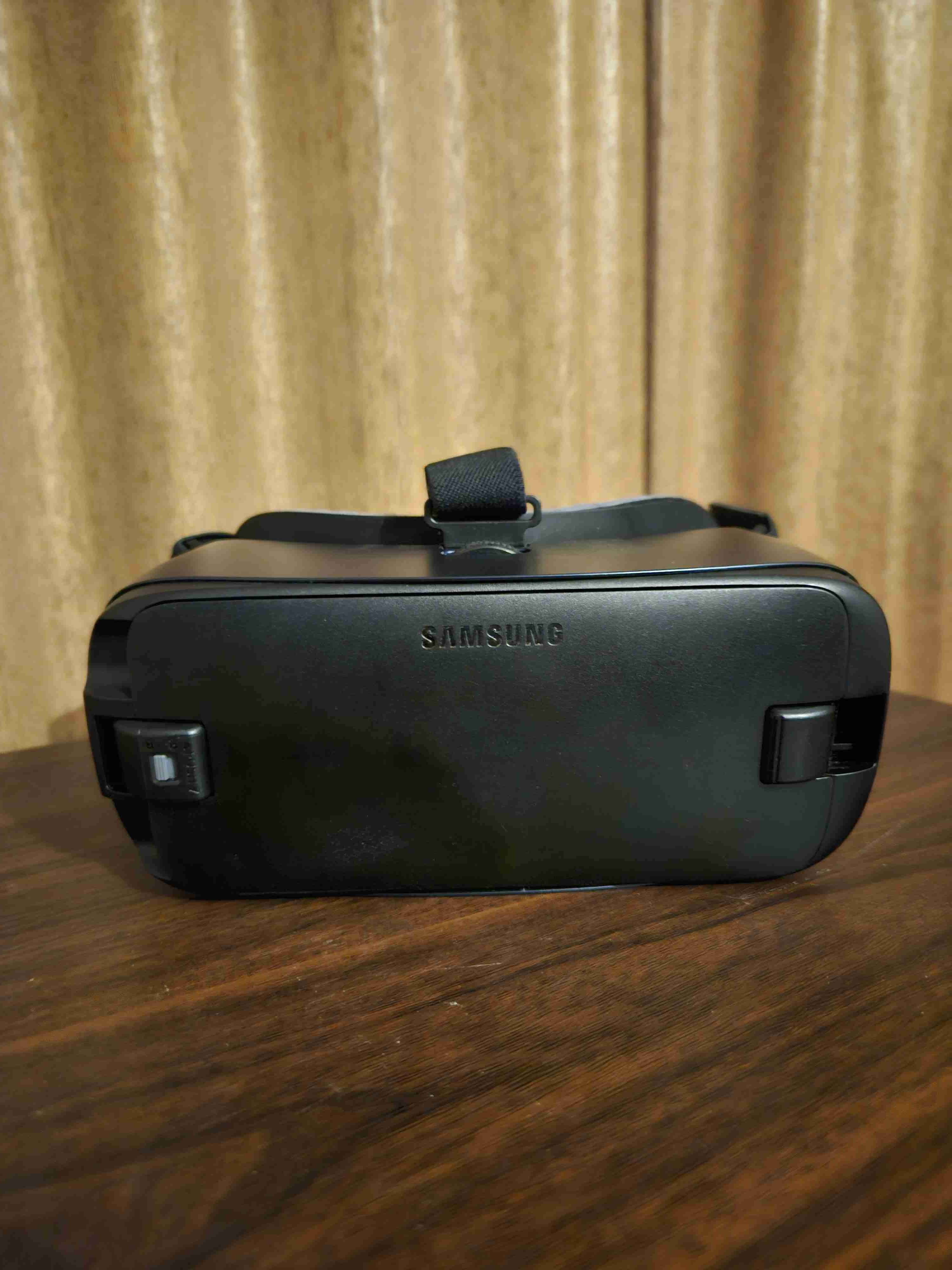 Samsung Gear VR en caja - 3