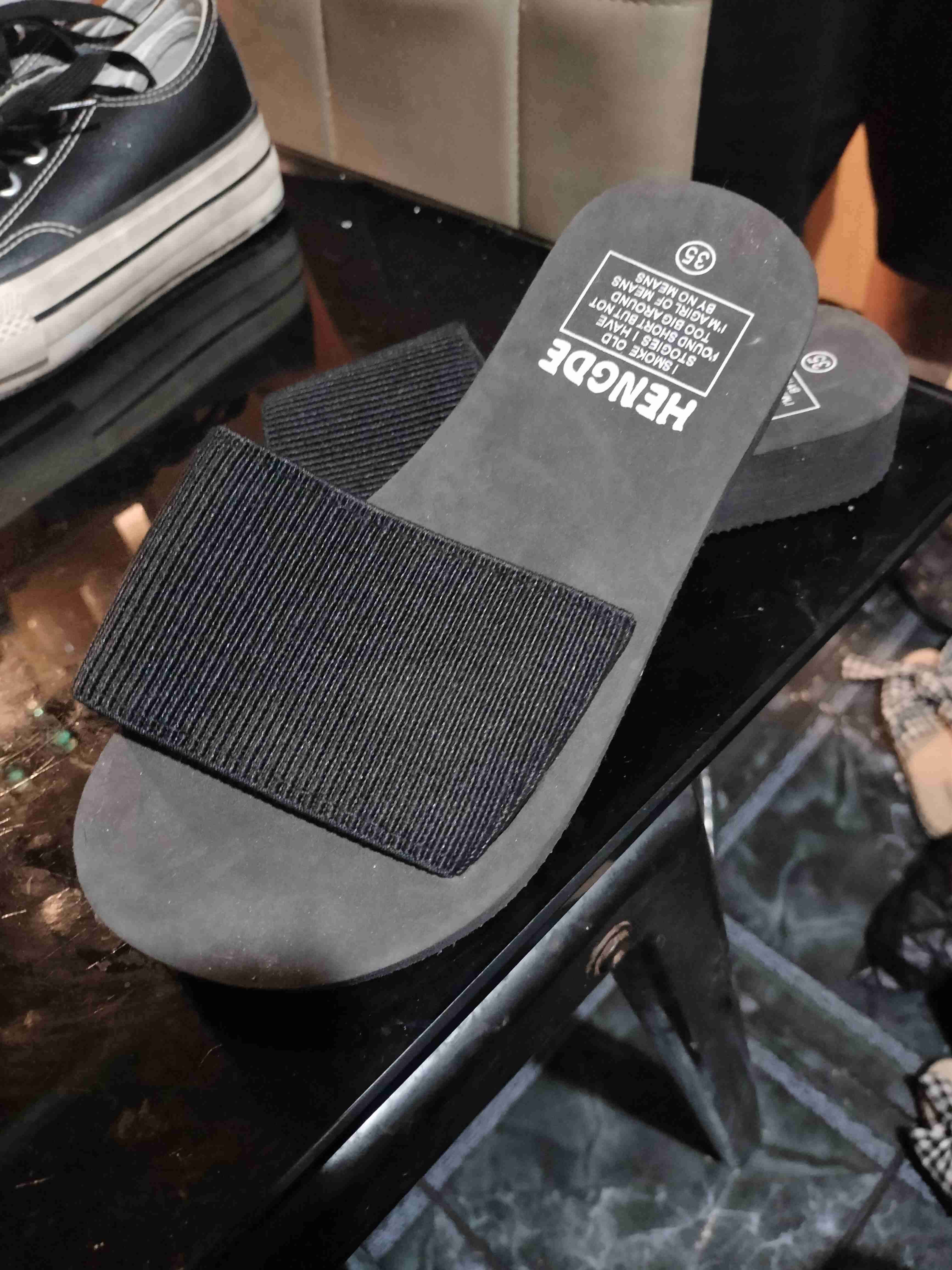 Sandalias negras HENDUE 35