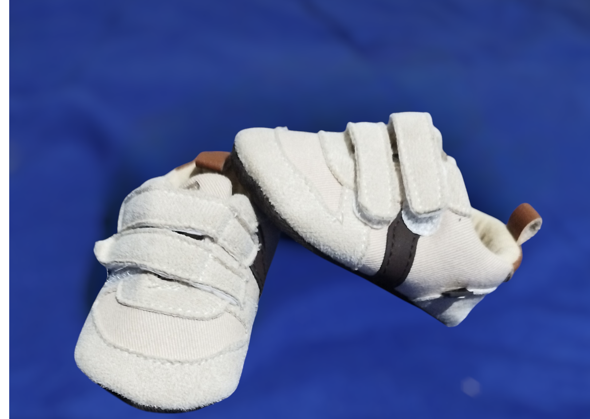 Zapatos beige para bebé talla 16 - miniatura 2