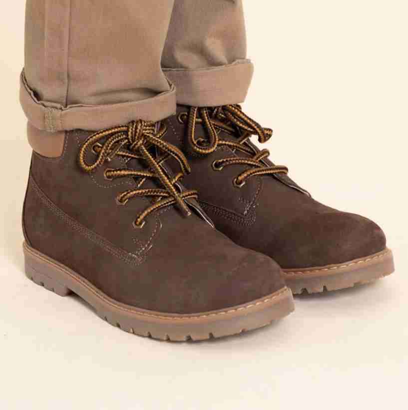 Botas de cuero marrón para niño