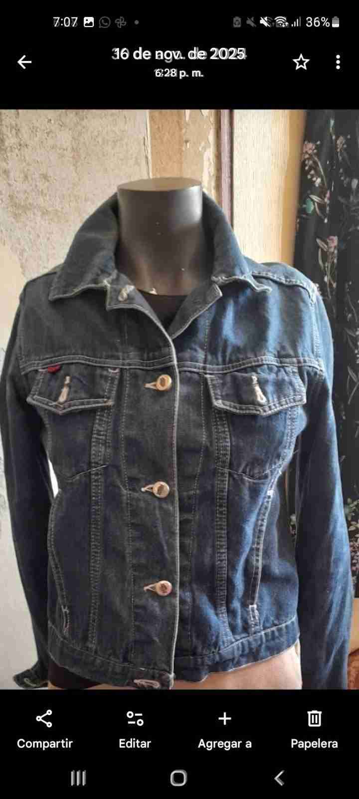 Chaqueta de mezclilla azul mujer