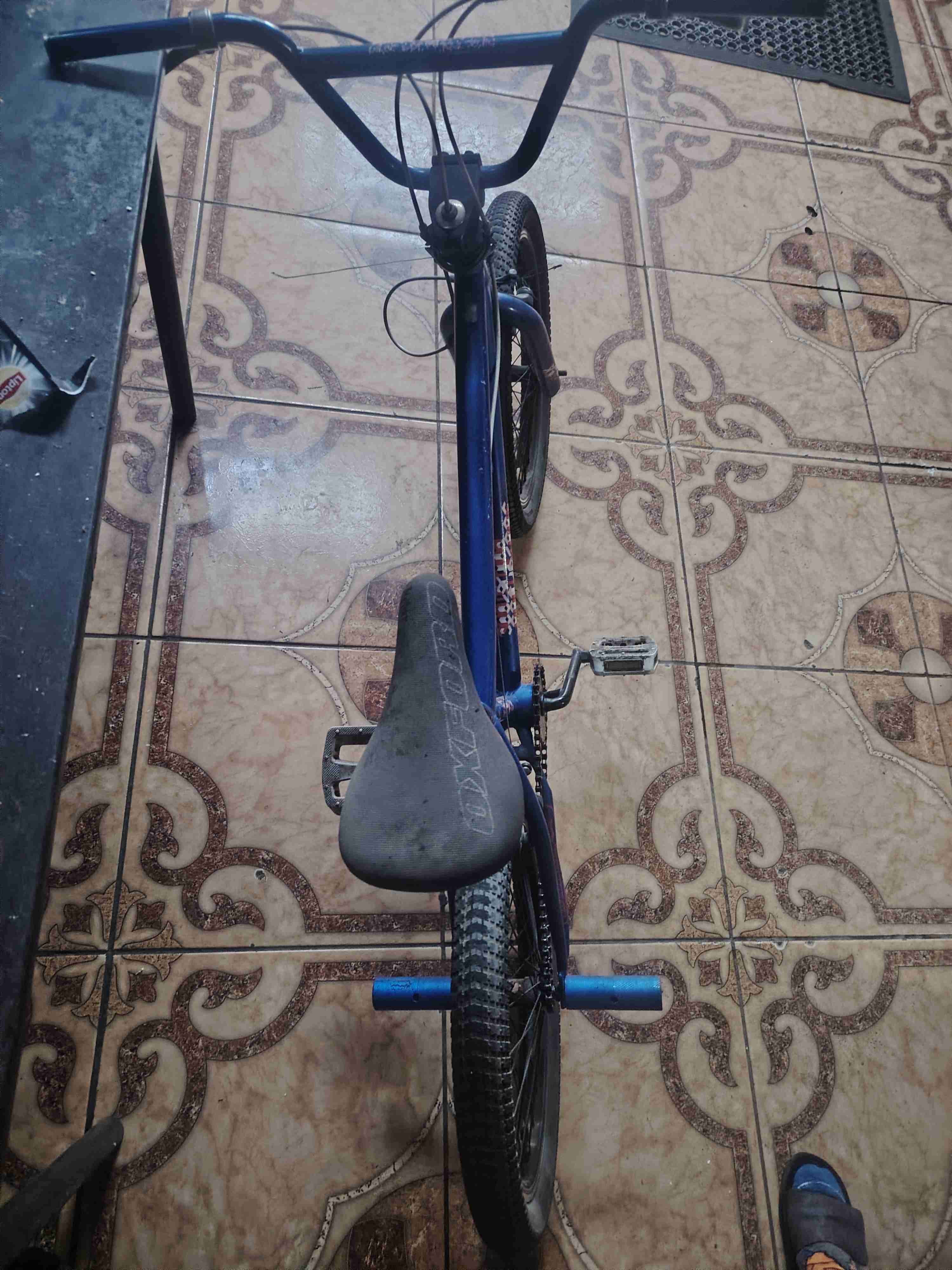 Bicicleta BMX azul - miniatura 2