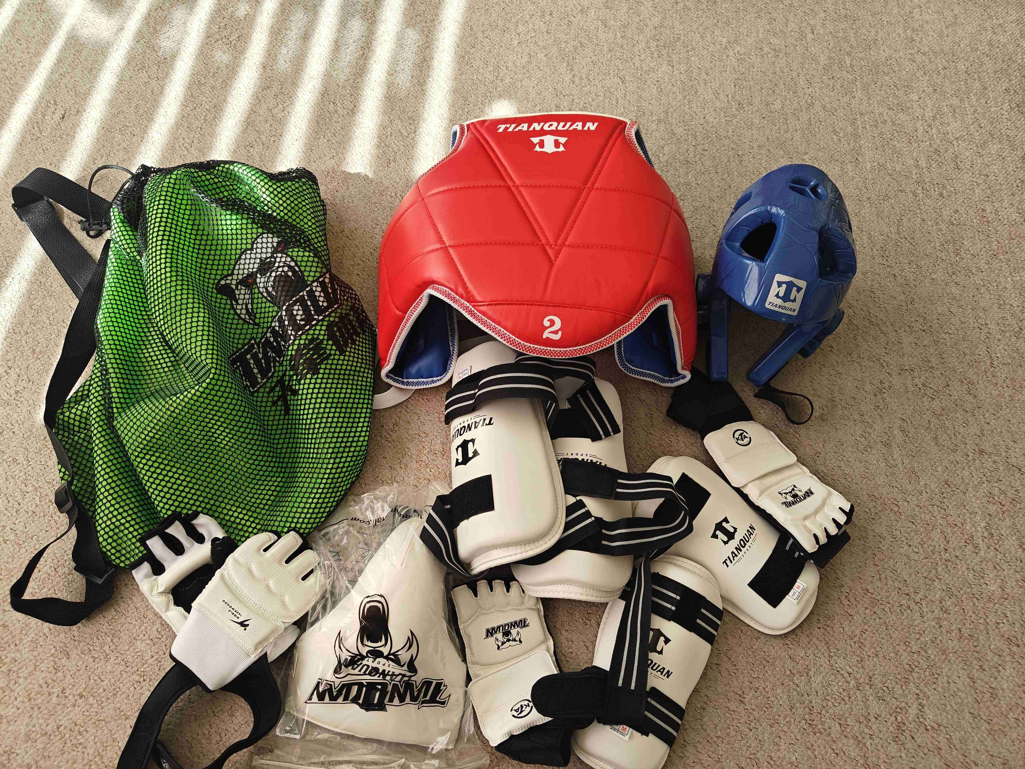 Equipo completo de taekwondo