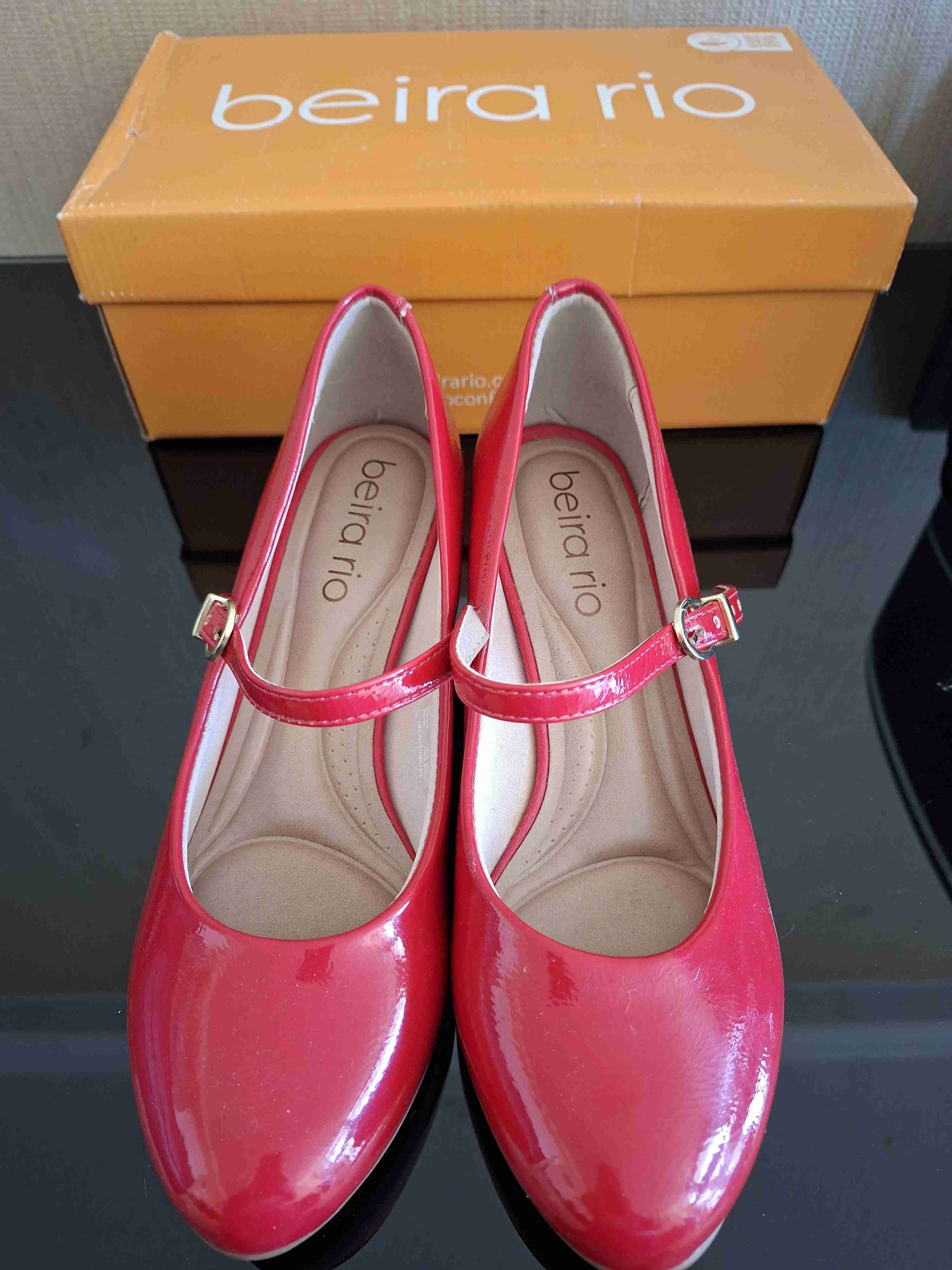 Zapatos rojos estilo Mary Jane (Taco Medio) - miniatura 3