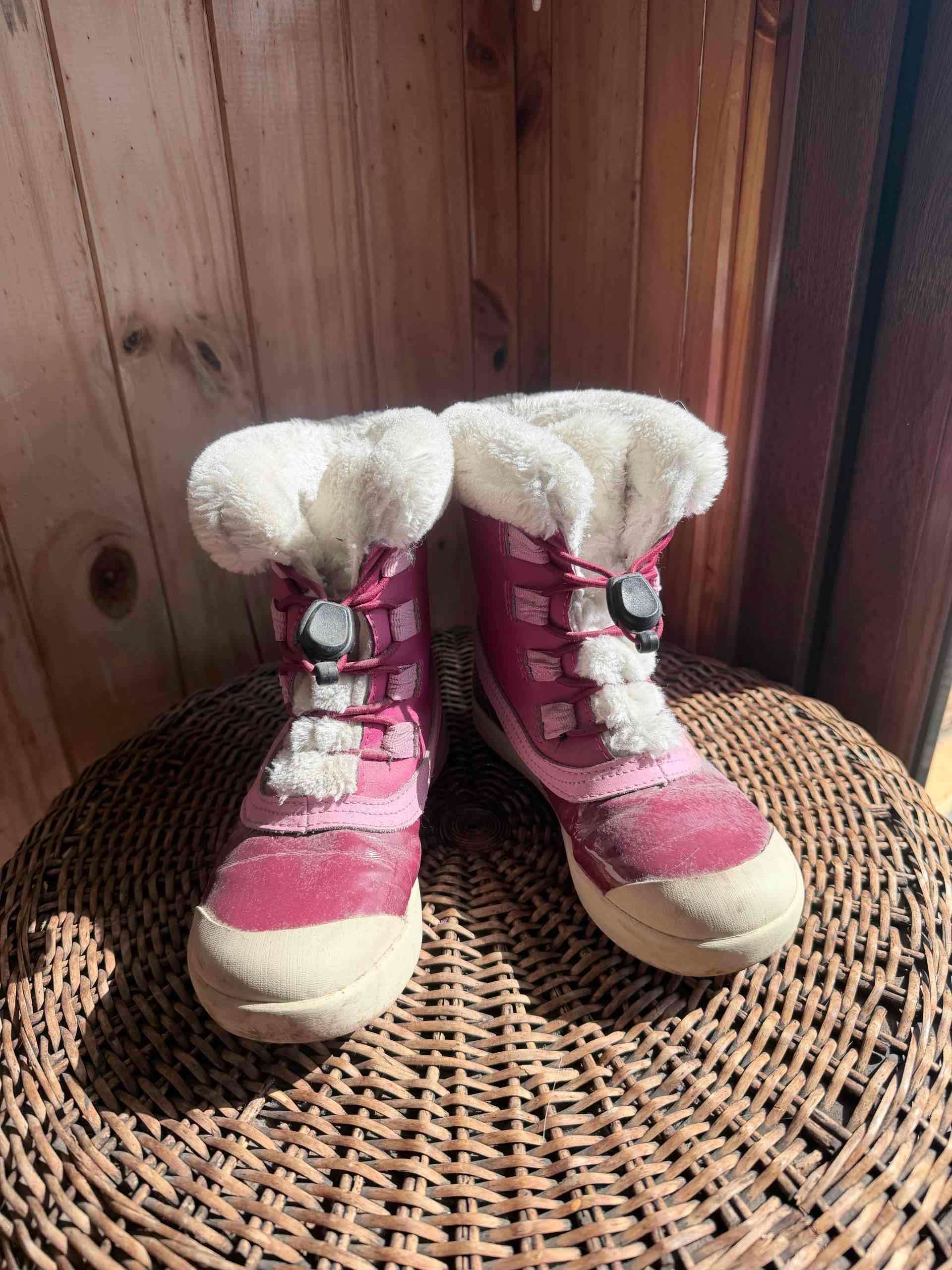 Botas niña nieve rosadas de invierno