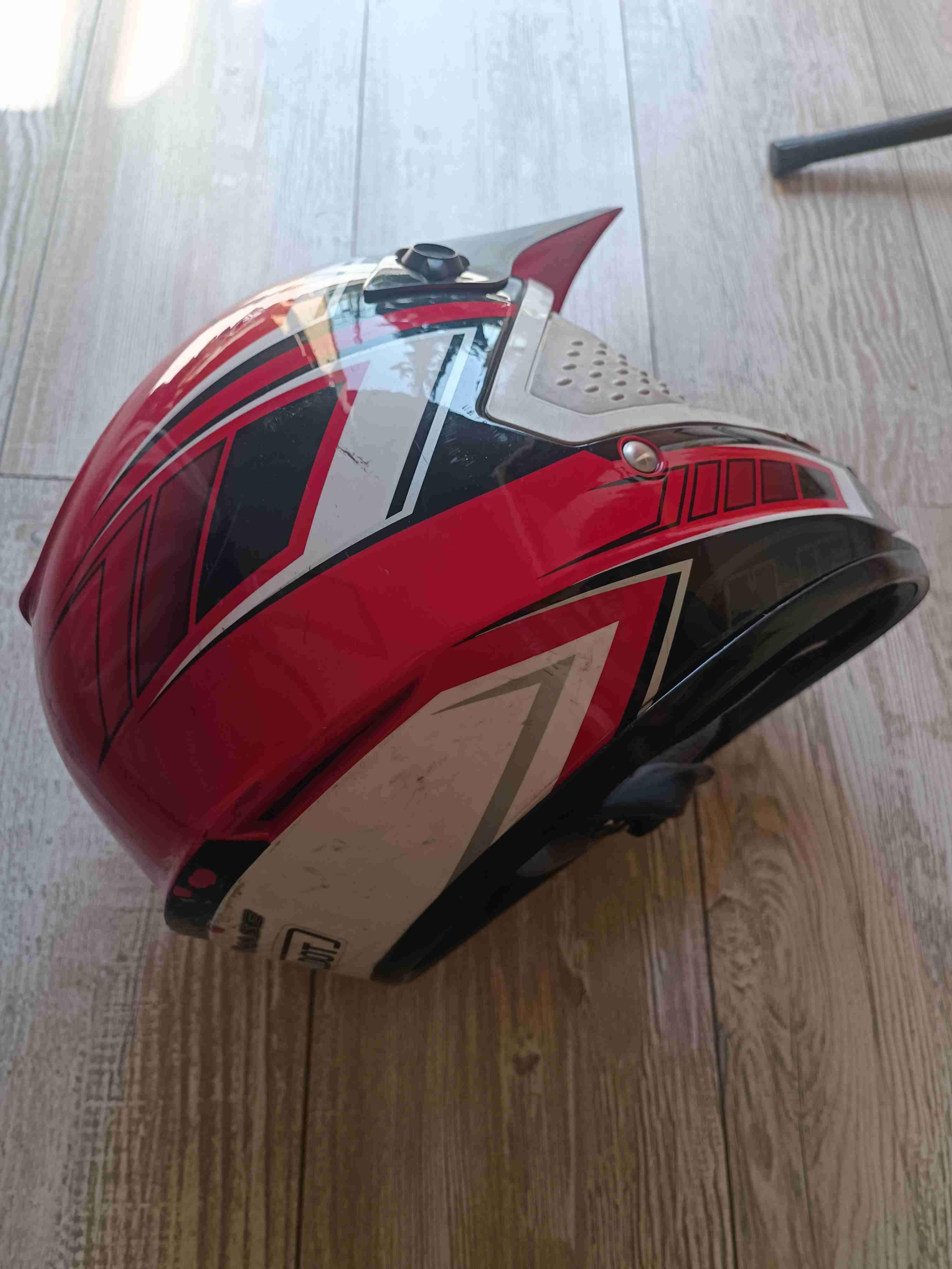 Casco de moto rojo y negro - 3
