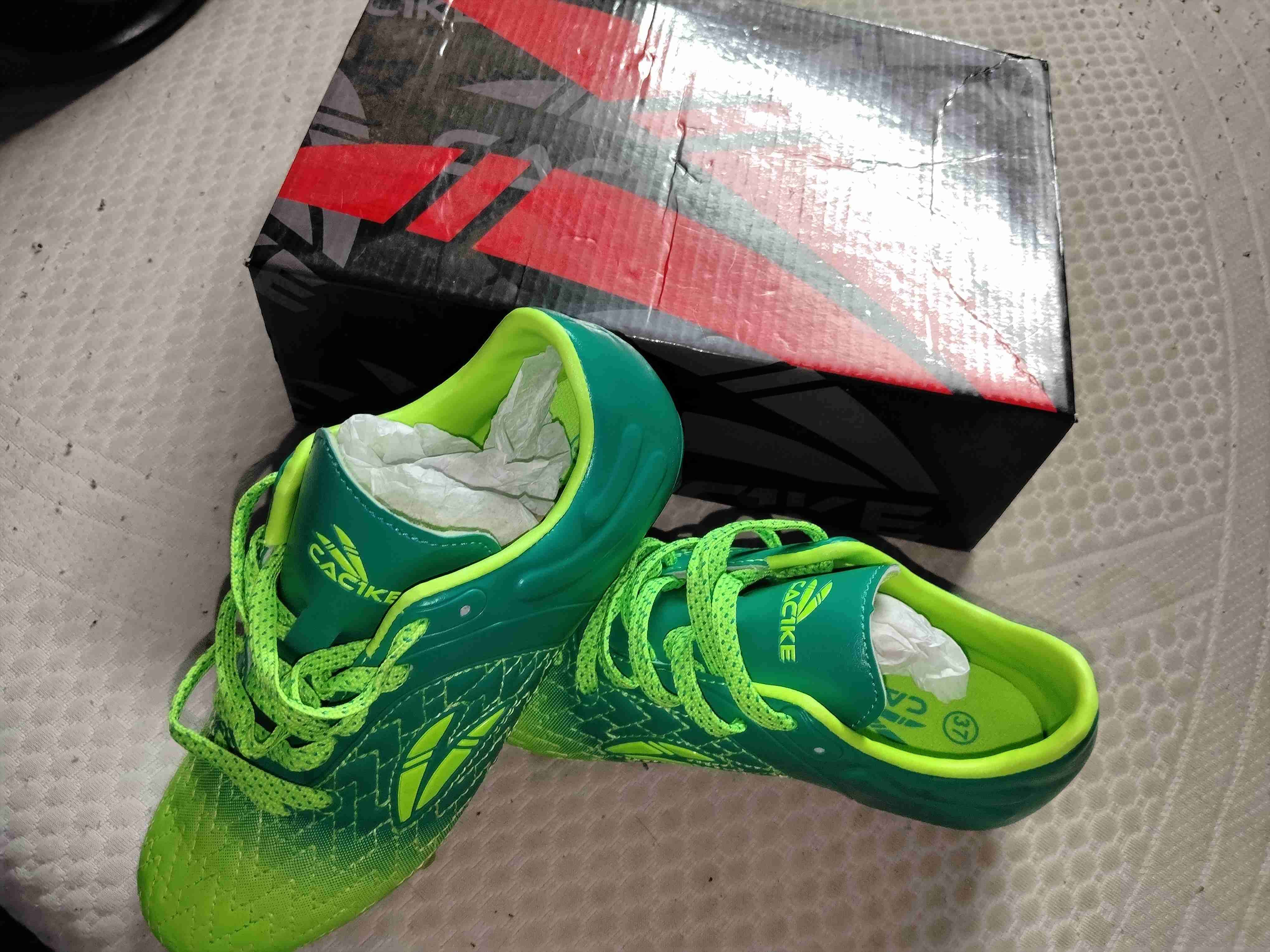 Zapatillas deportivas verde neón