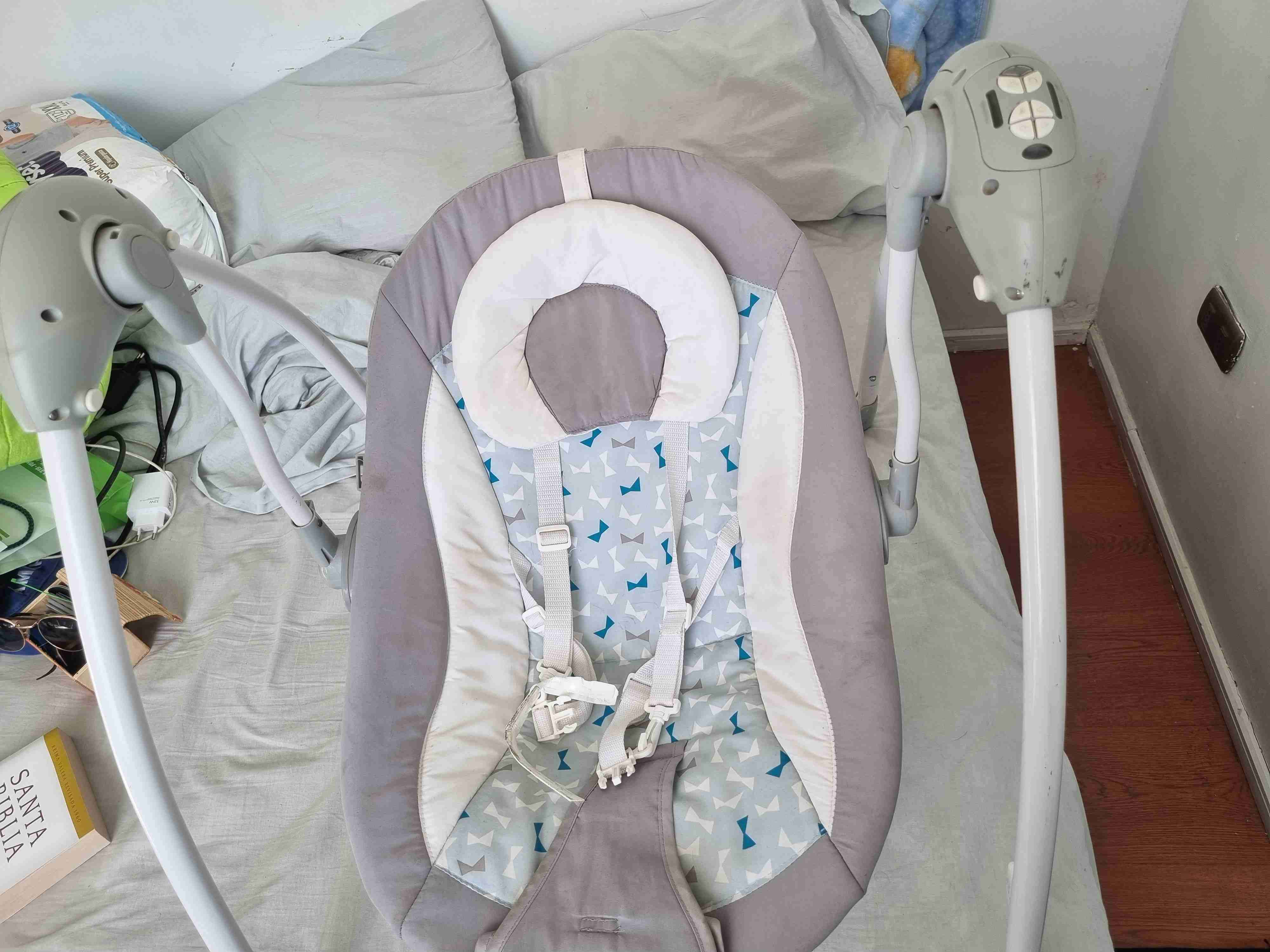 Columpio para bebé gris eléctrico - miniatura 2