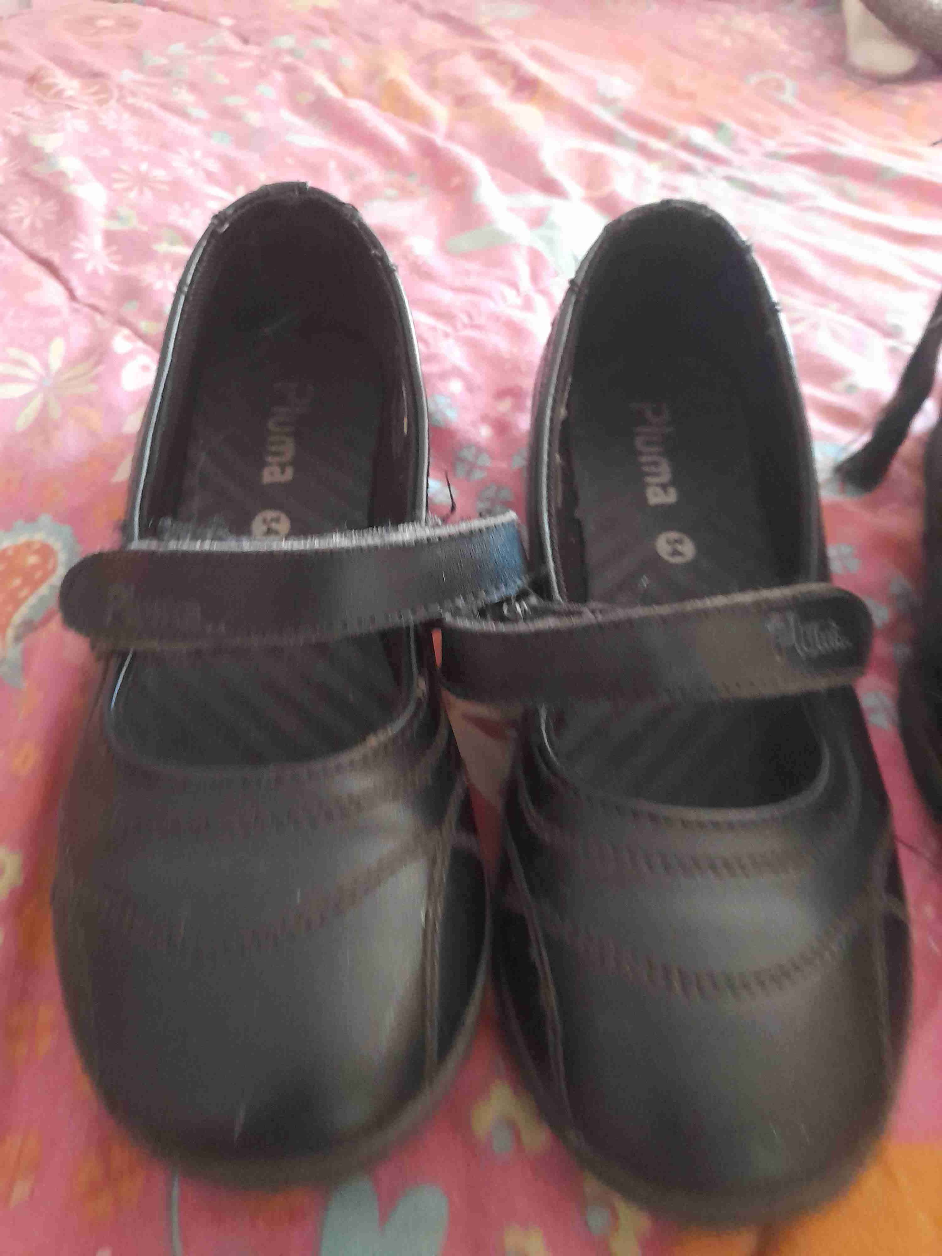 Zapatos Mary Jane negros para niña
