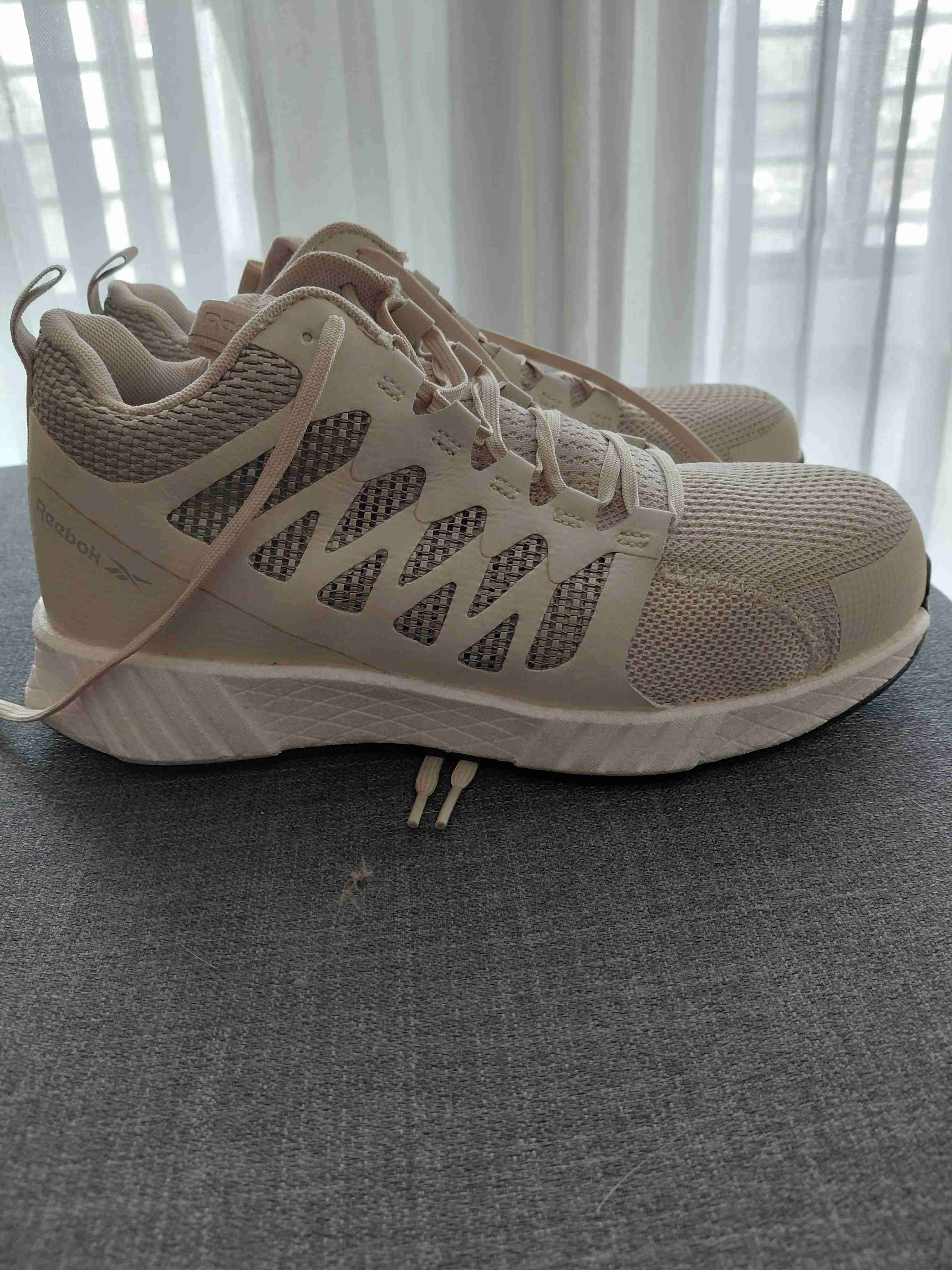 Zapatos de seguridad, punta reforzada. - miniatura 2