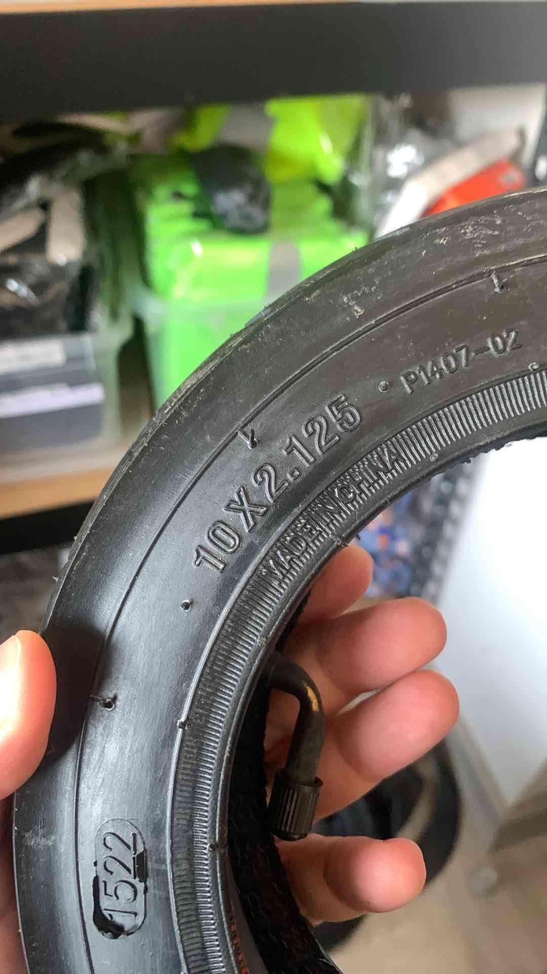 Neumático para scooter eléctrico 10x2.125 - miniatura 2