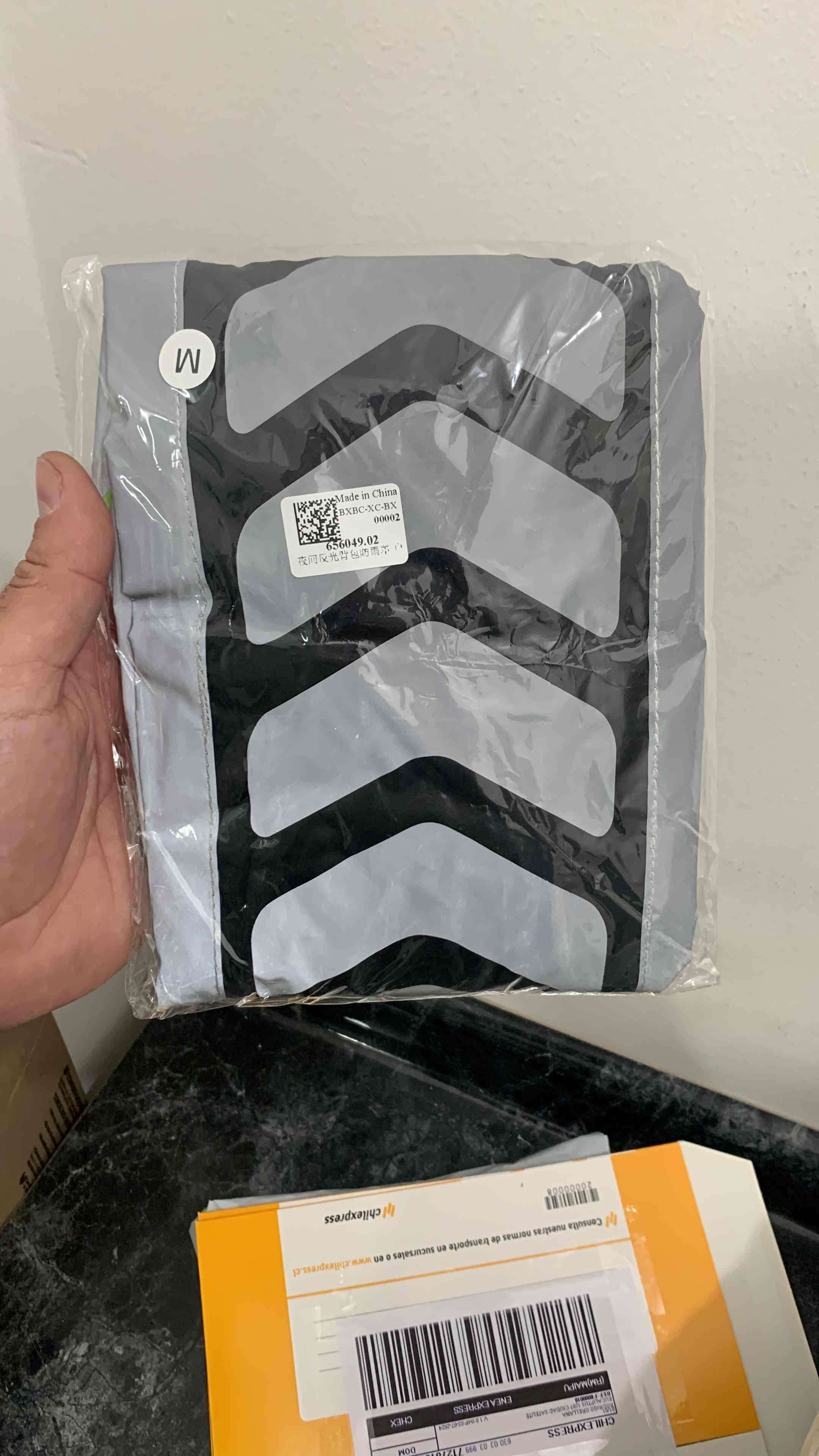 Funda impermeable con reflectante para mochila 35L