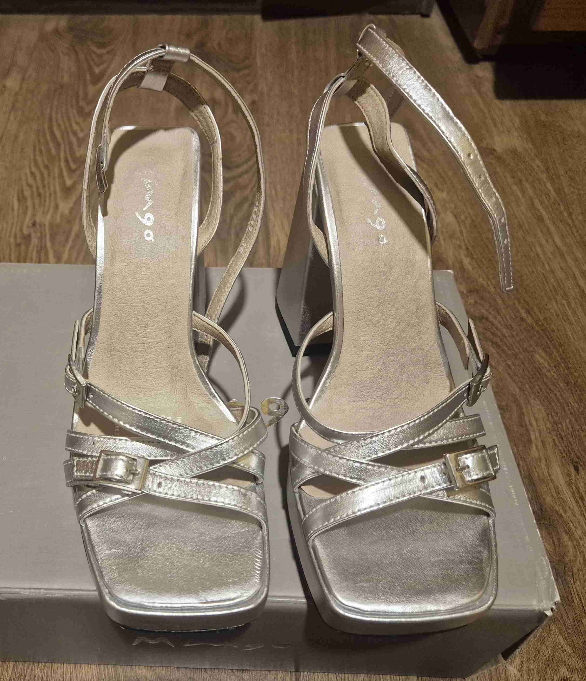 Sandalias color plata - miniatura 3