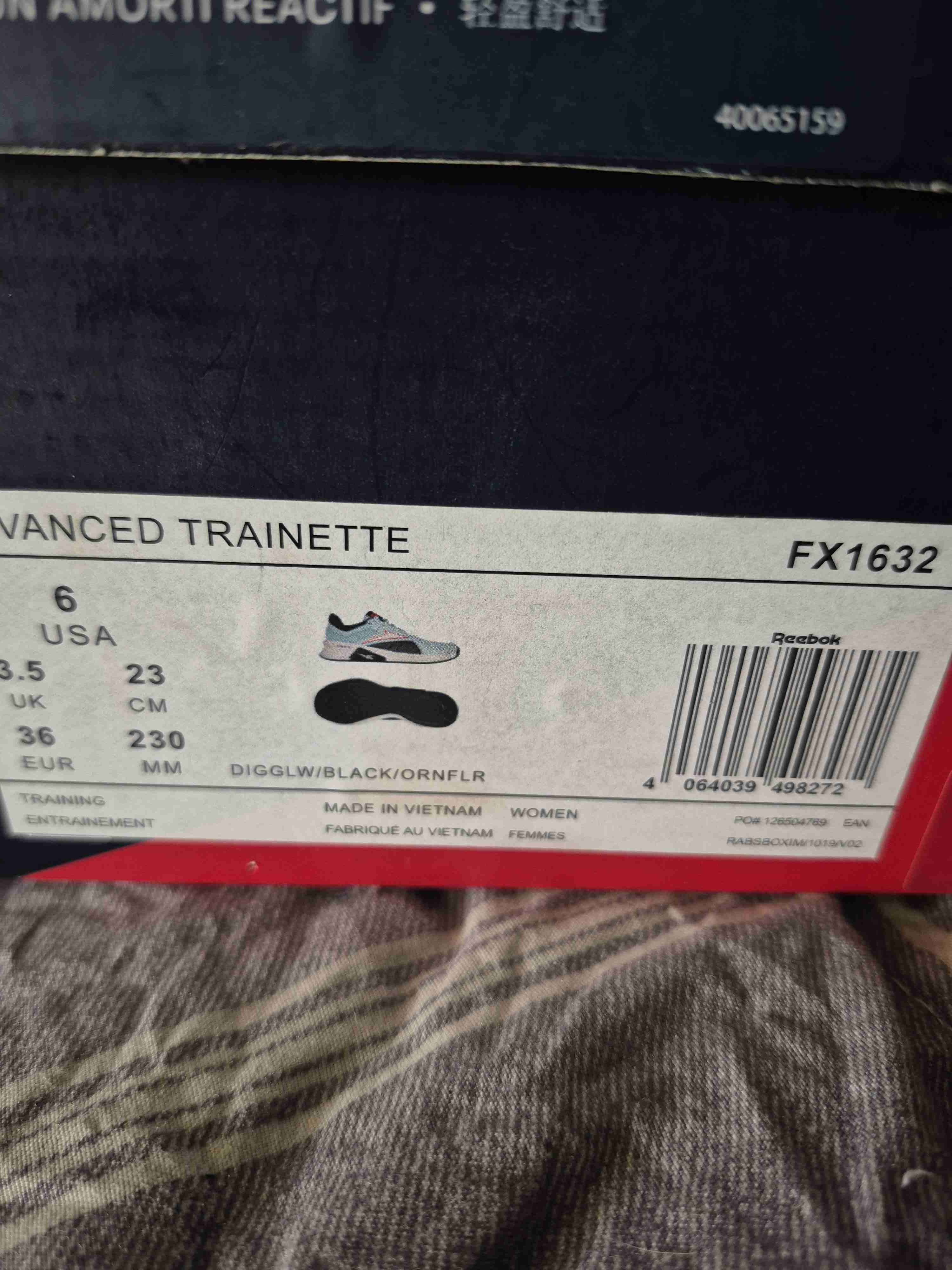 Zapatillas deportivas celestes - miniatura 2