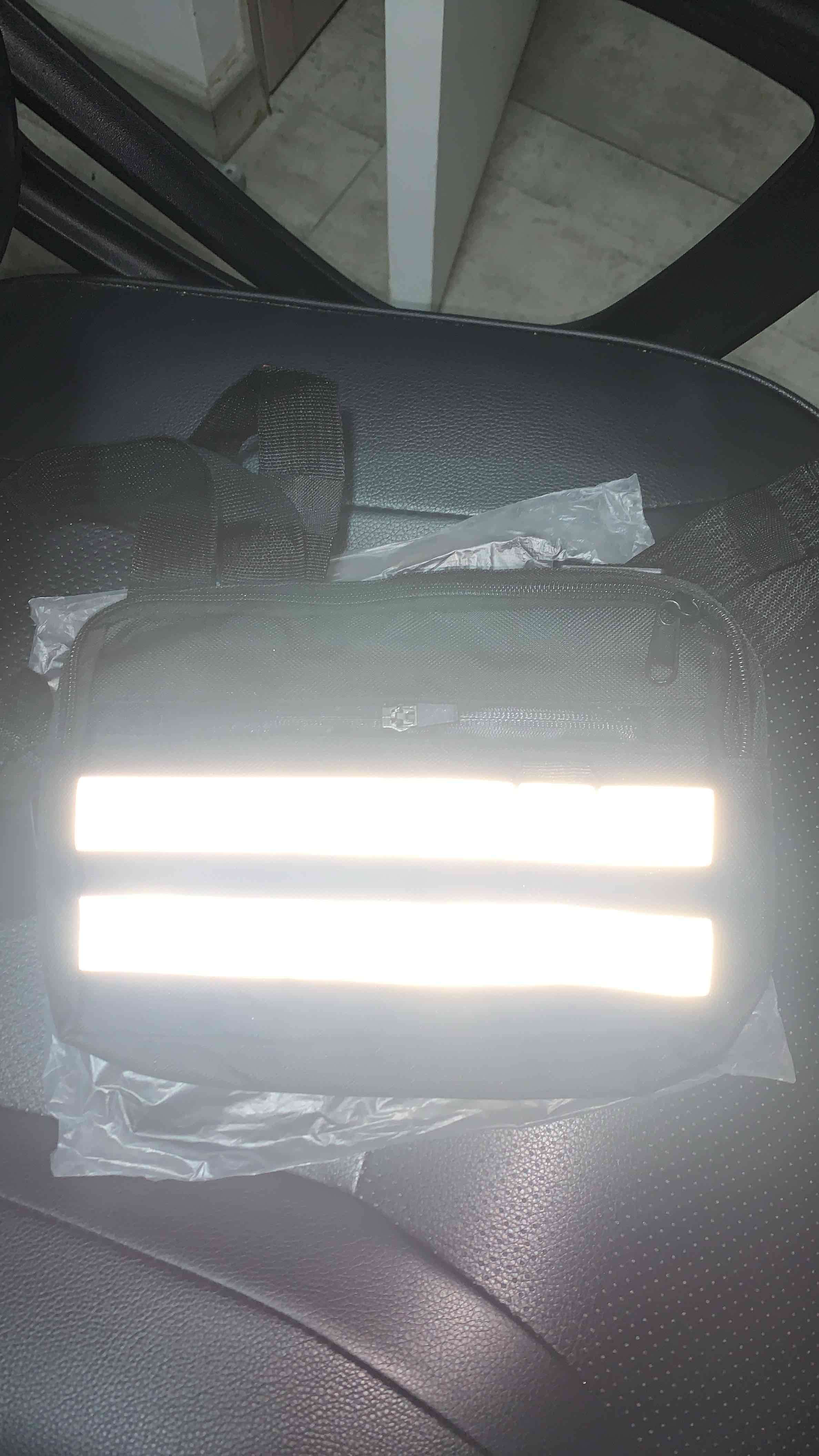 Bolso de pecho banano negro con rayas reflectante - miniatura 2