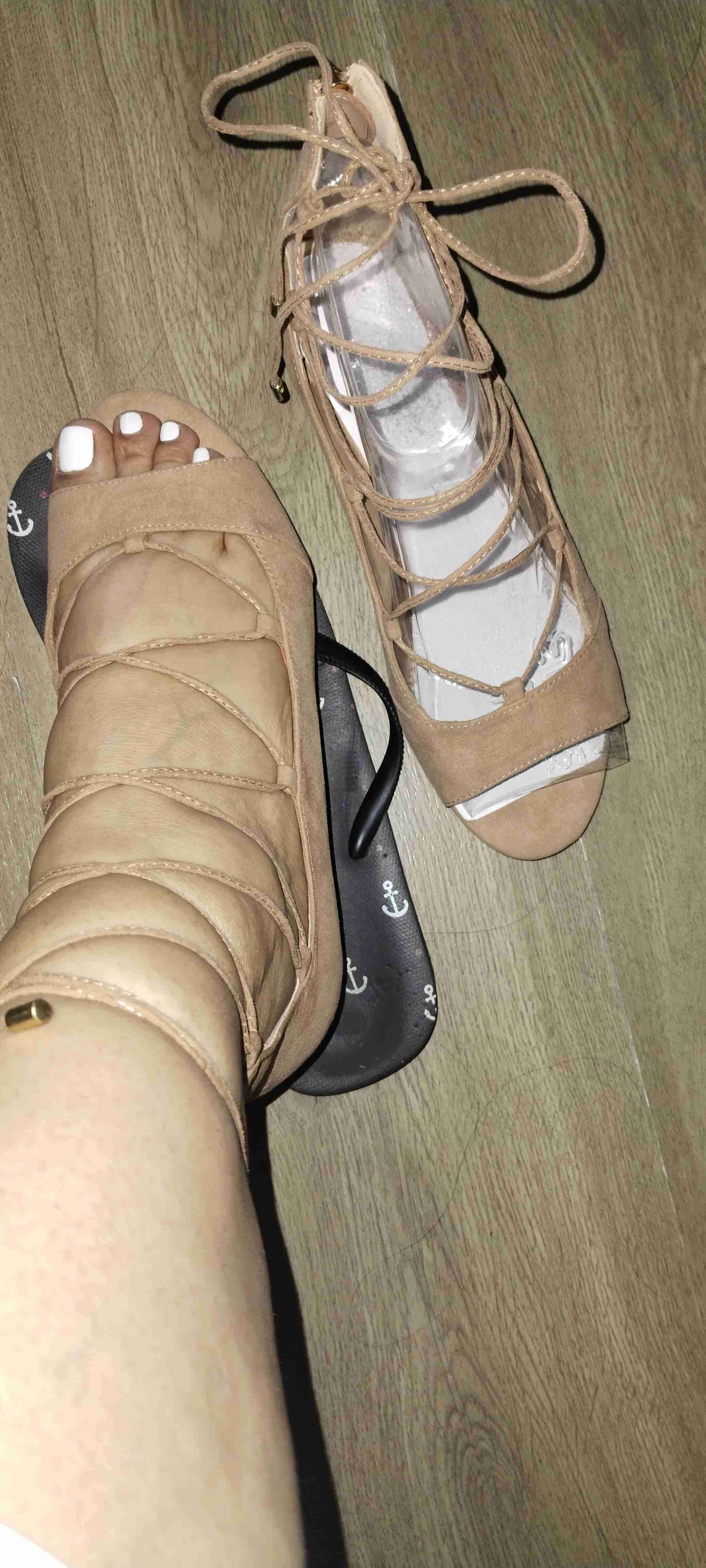 Sandalias camel con cordones - miniatura 2