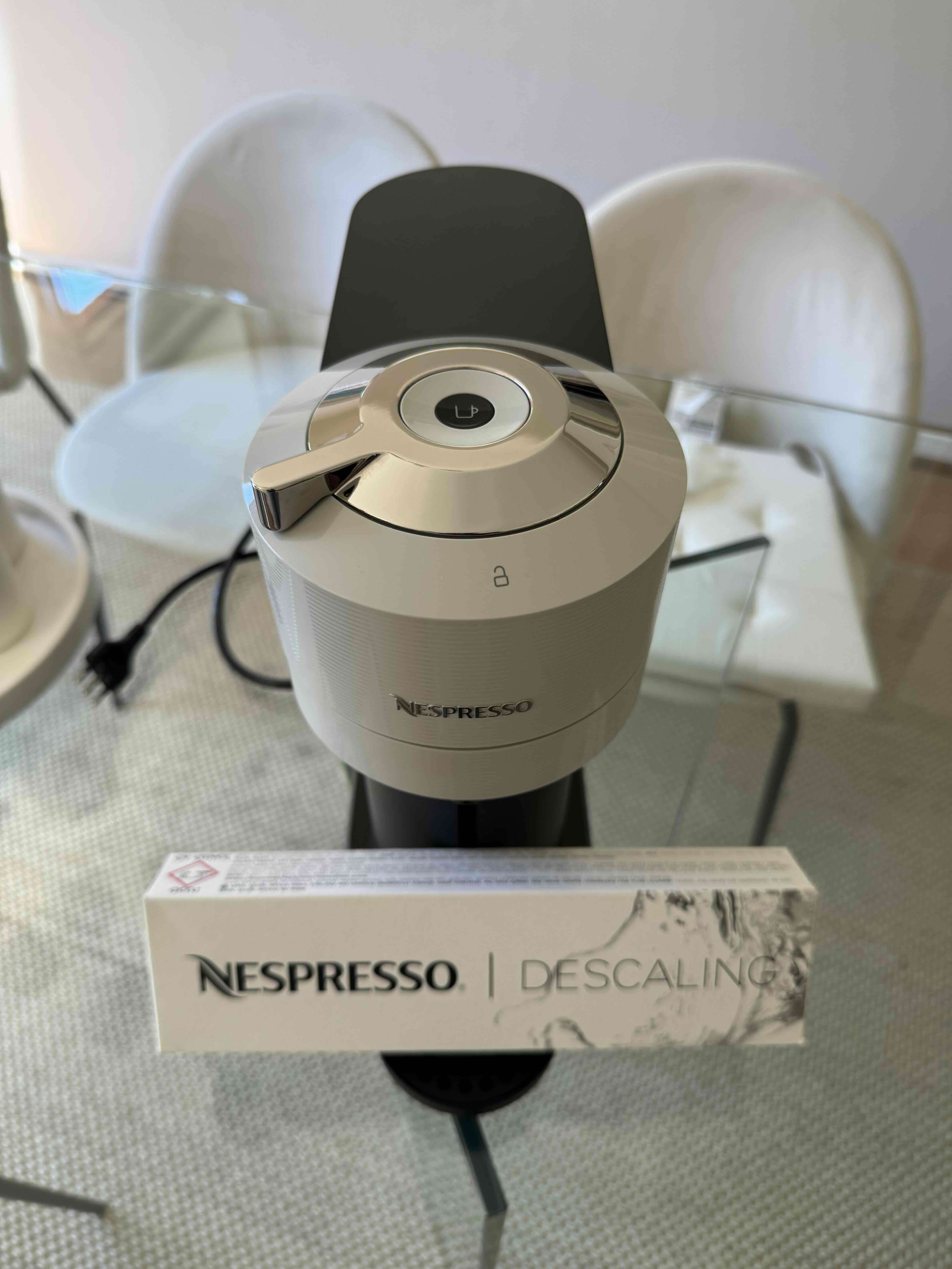 Cafetera Nespresso Vertuo - miniatura 2