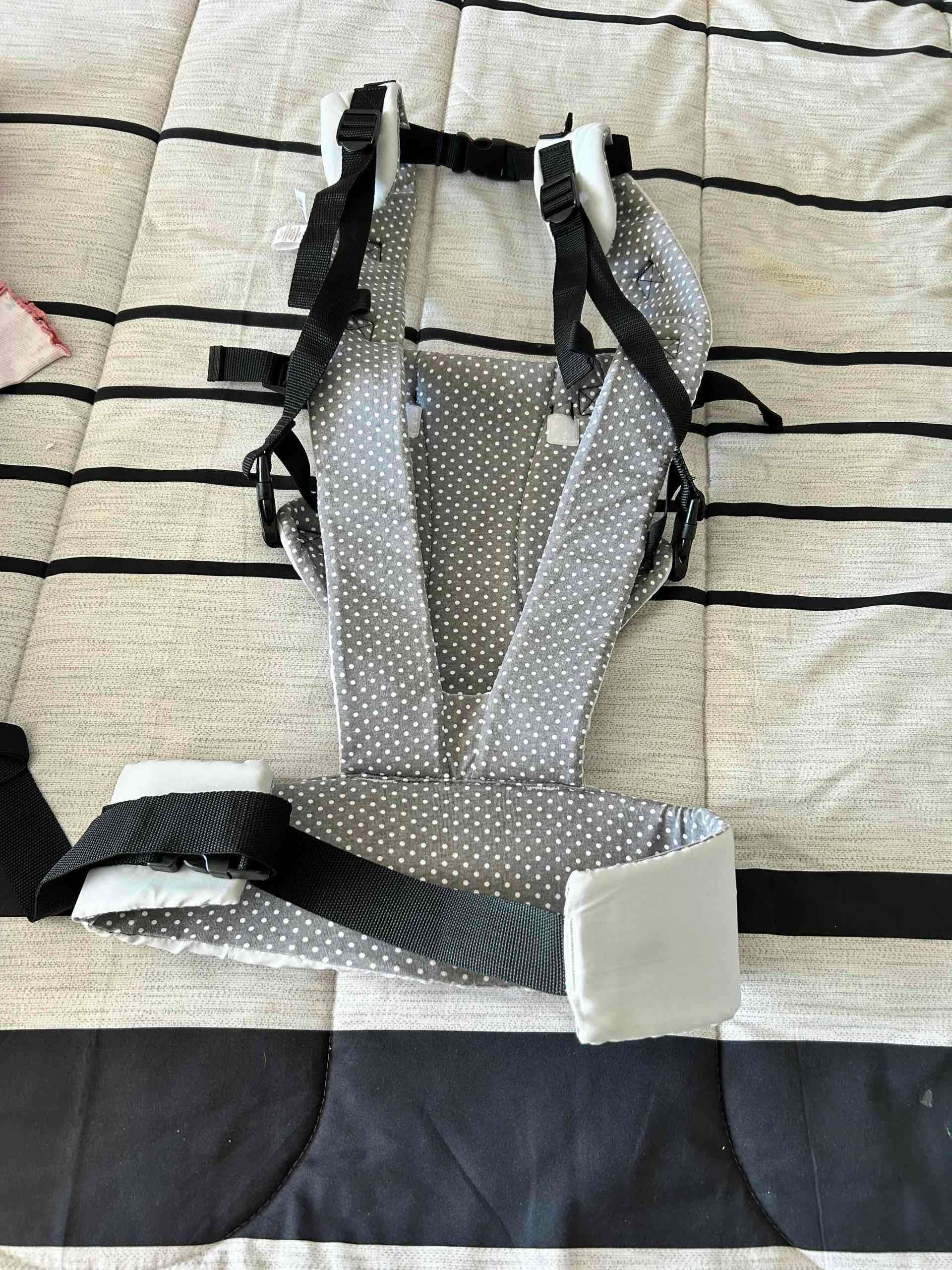 Mochila portabebés gris Infanti - miniatura 3