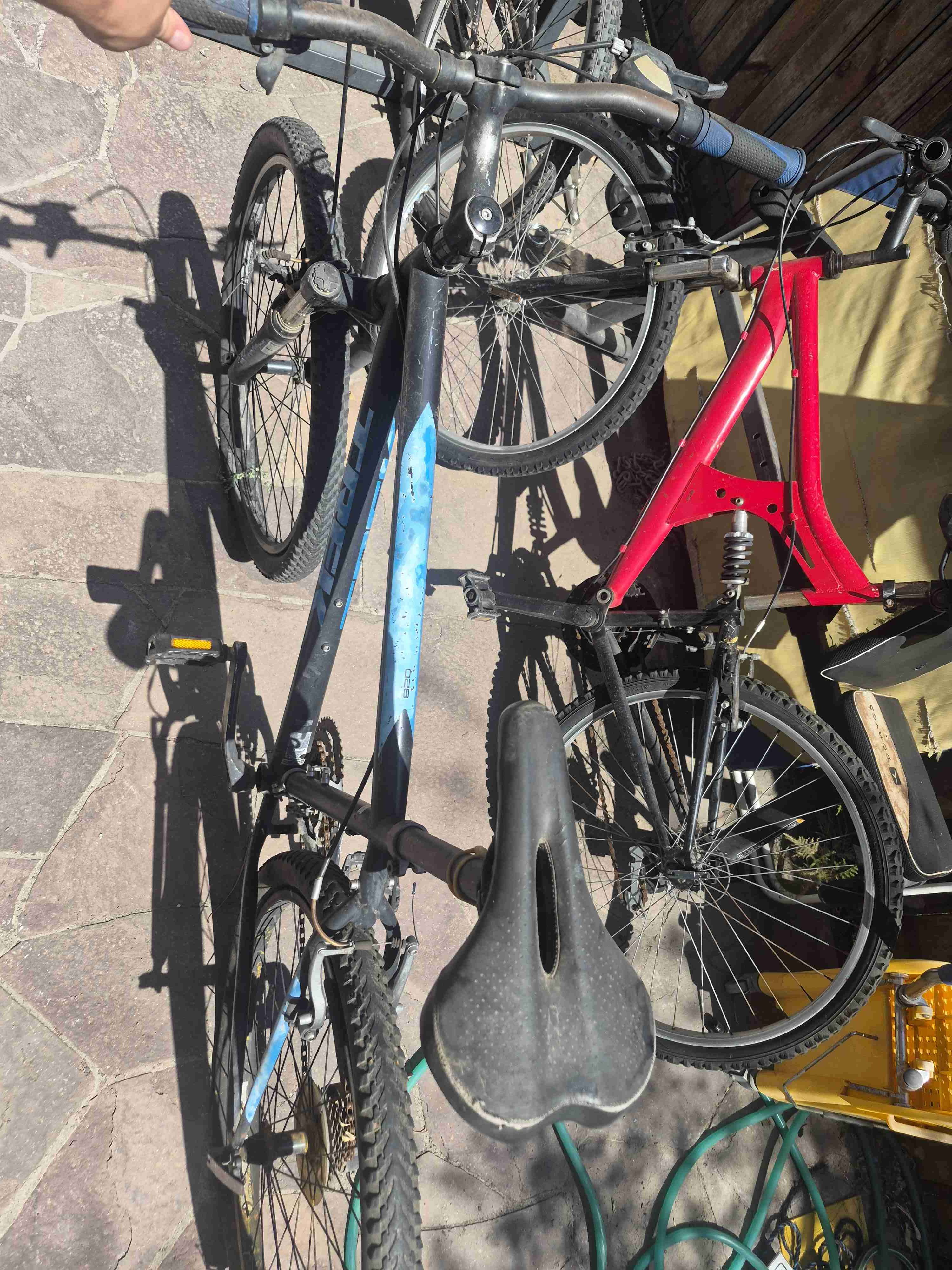 Bicicleta montaña Trek negra aro 26" - miniatura 3