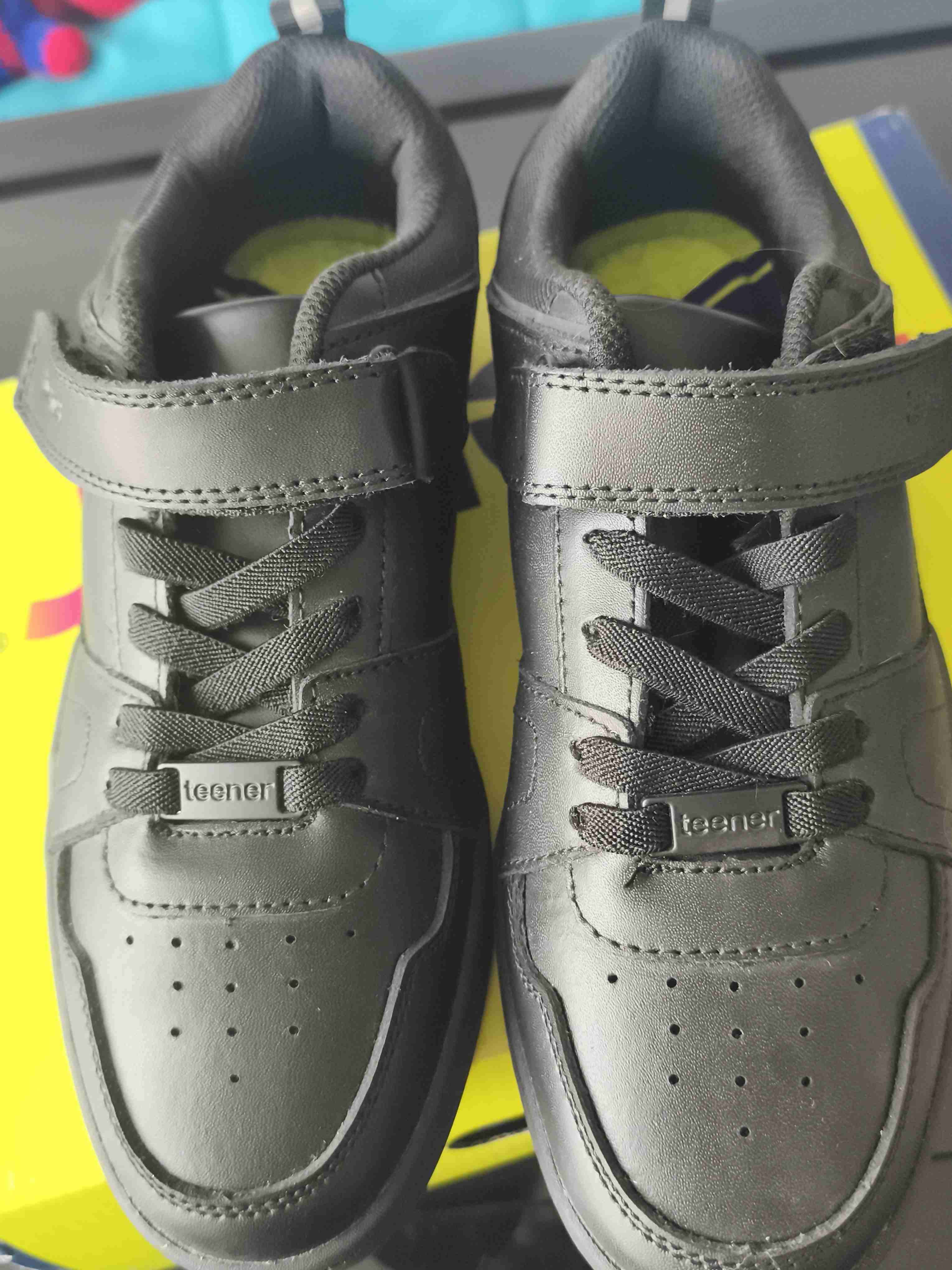 Zapatillas negras con velcro Colegio SIN USO - miniatura 3