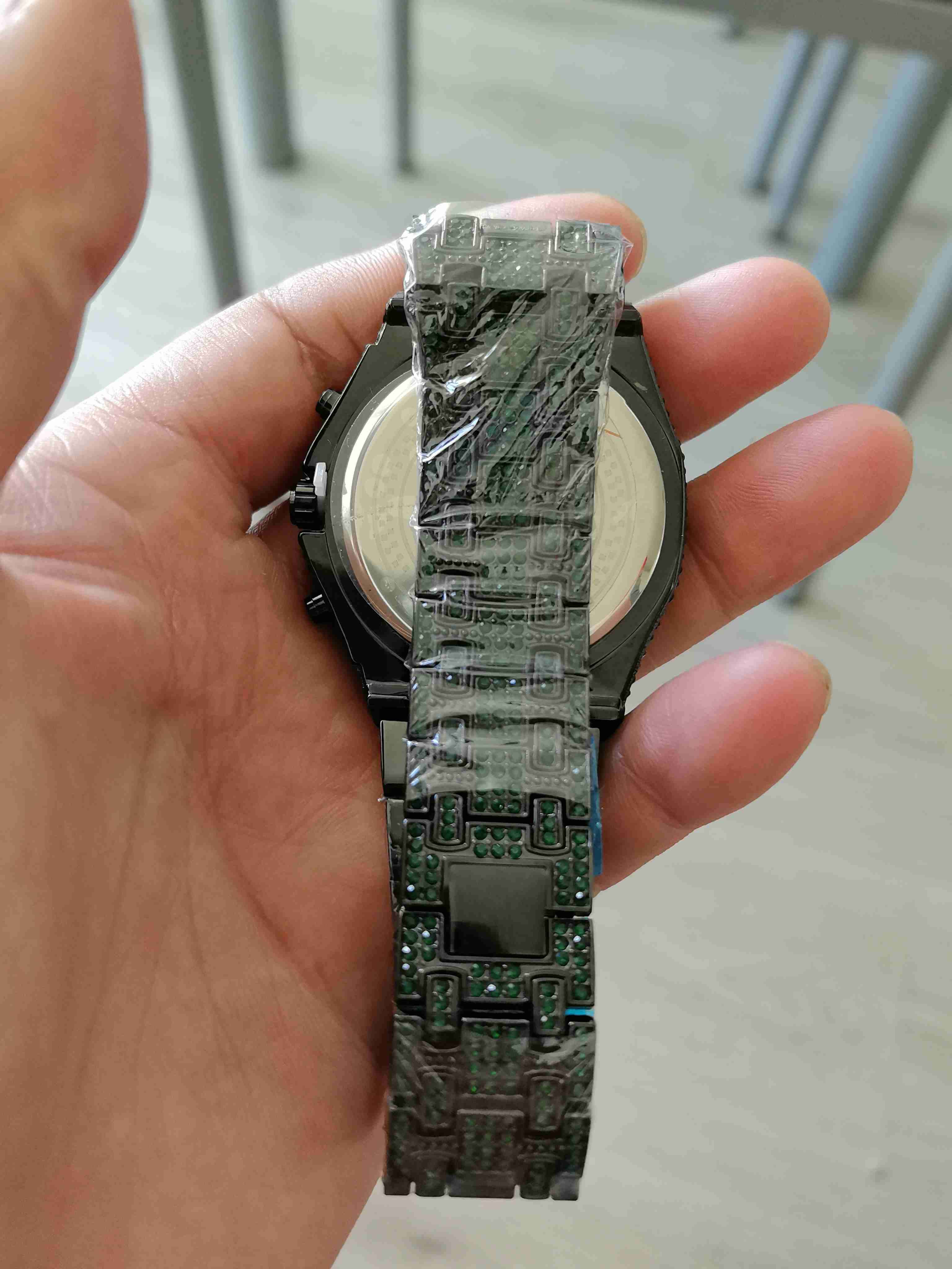 Reloj de pulsera con cristales verdes - miniatura 6