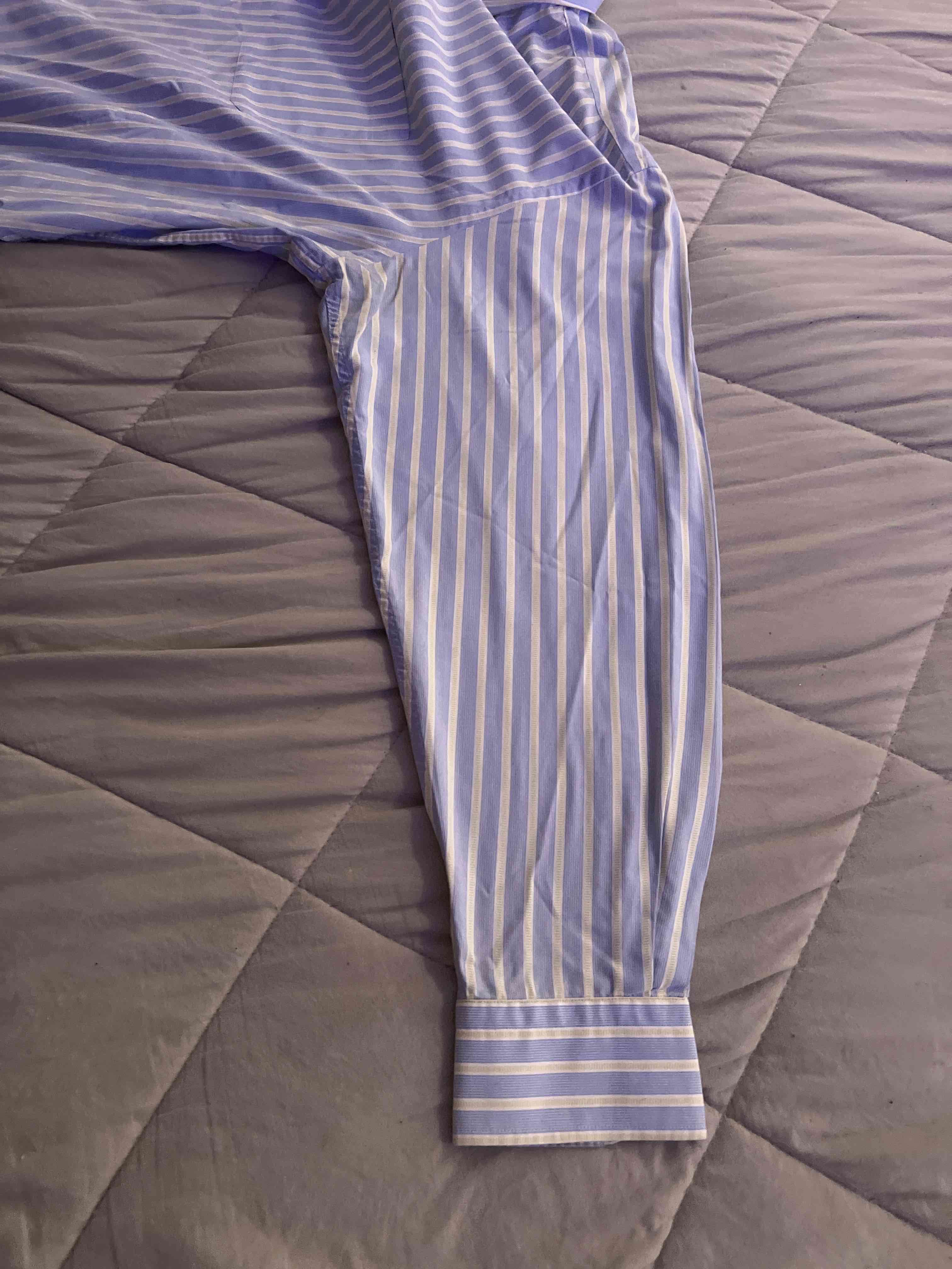 Camisa a rayas azul y beige - miniatura 3