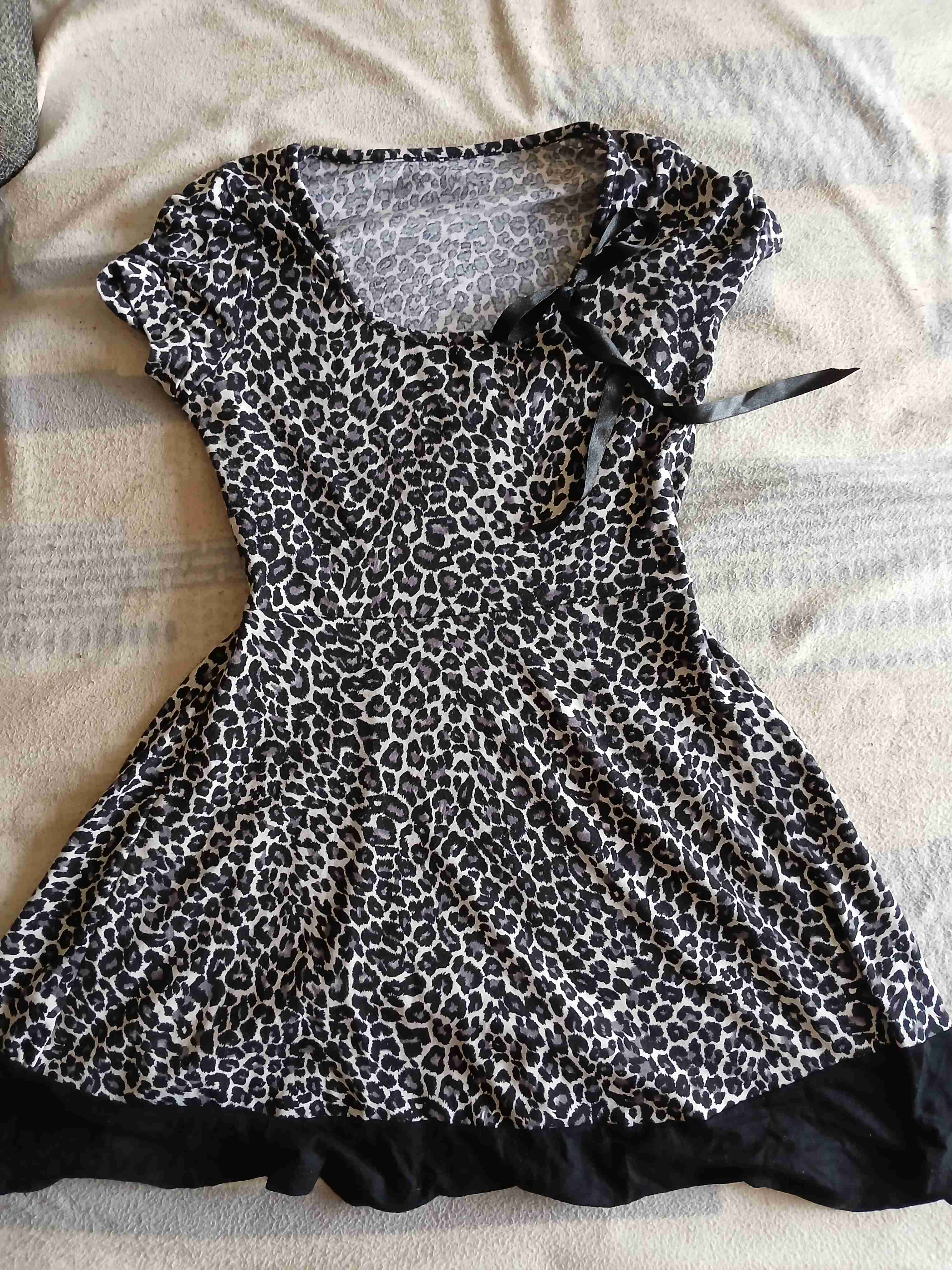 Vestido animal print con lazo