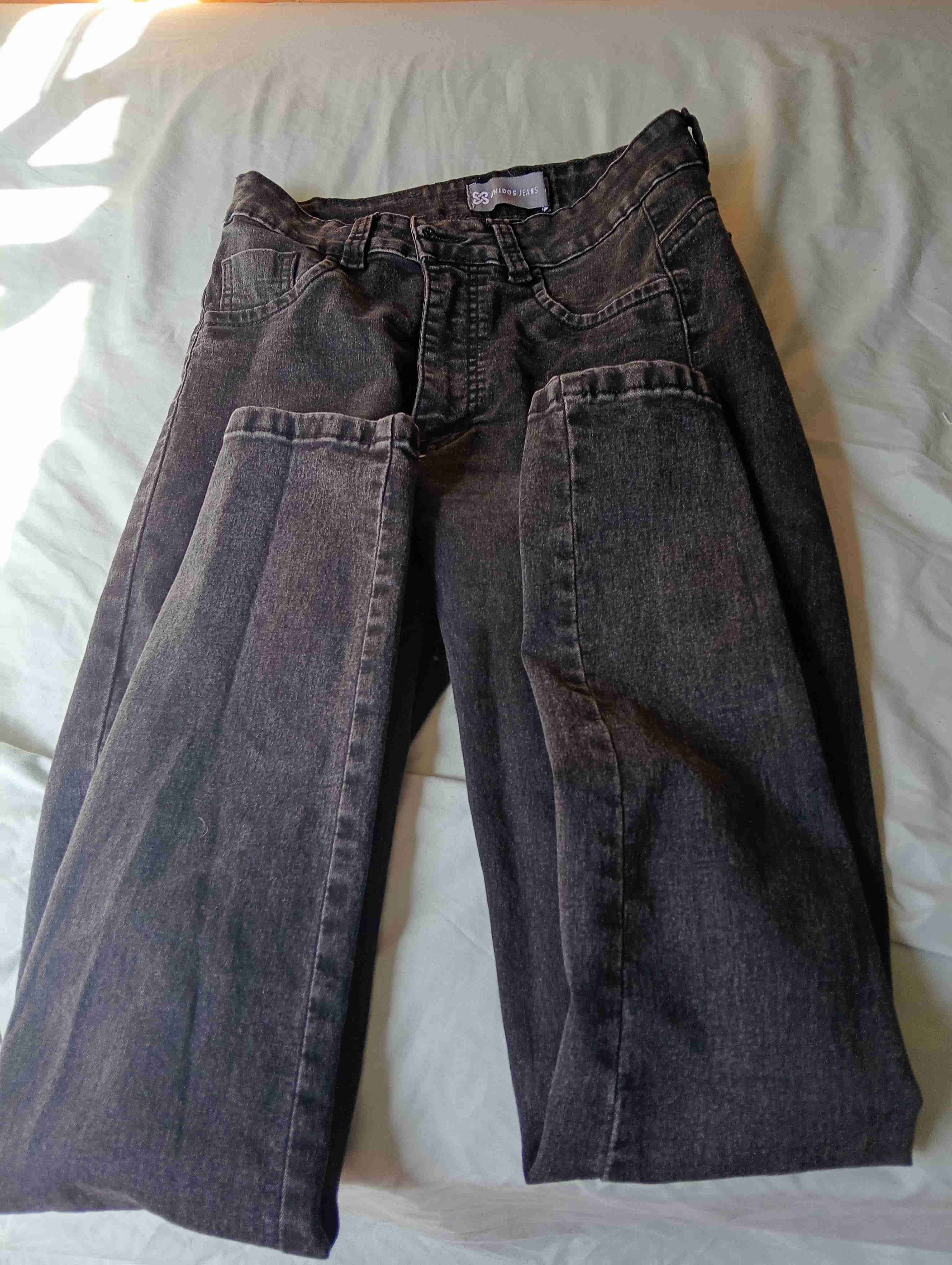 Jeans negros ajustados mujer