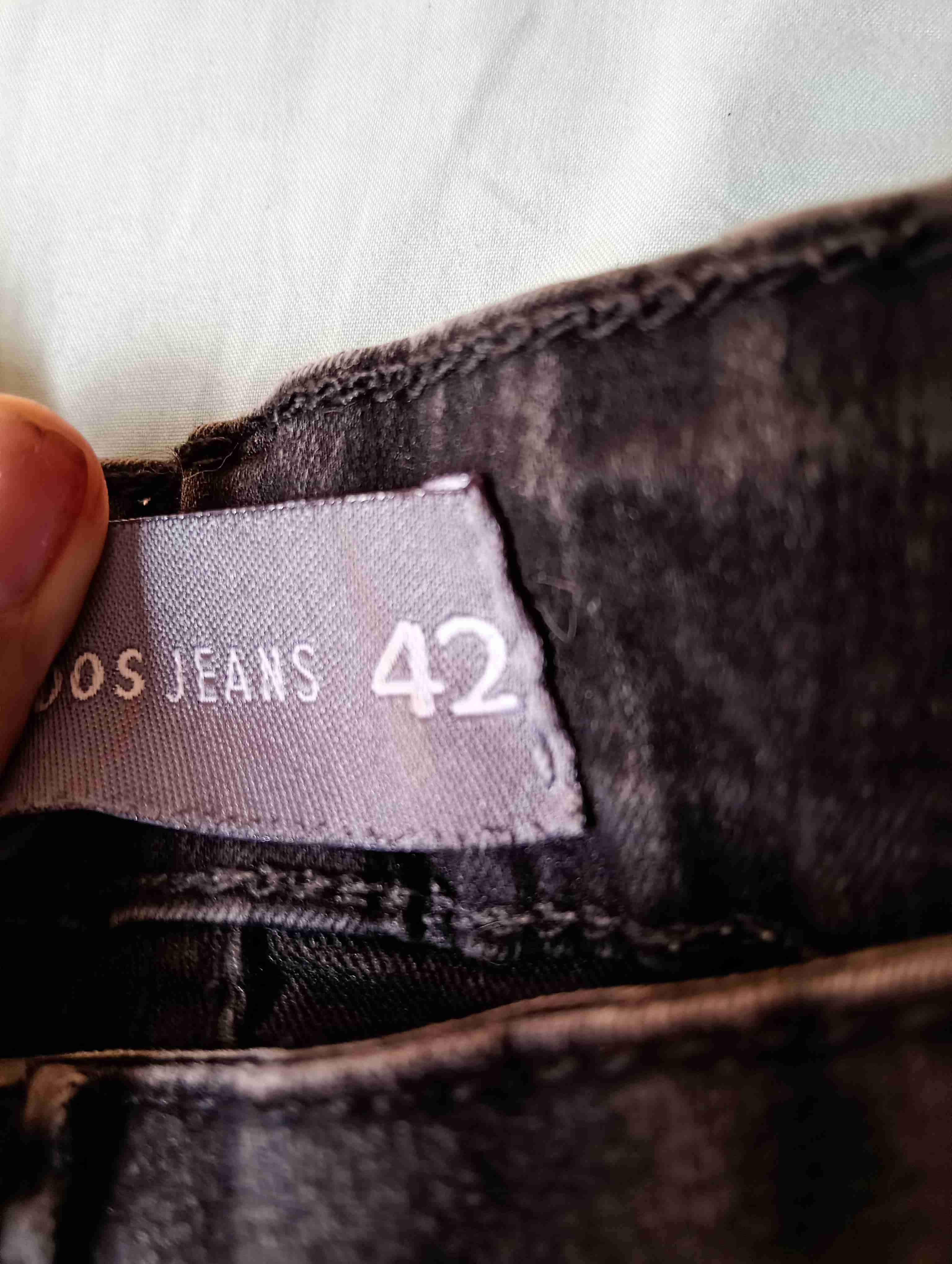 Jeans negros ajustados mujer - miniatura 2