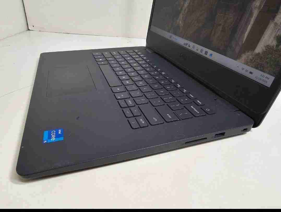 Notebook Dell Vostro - miniatura 2