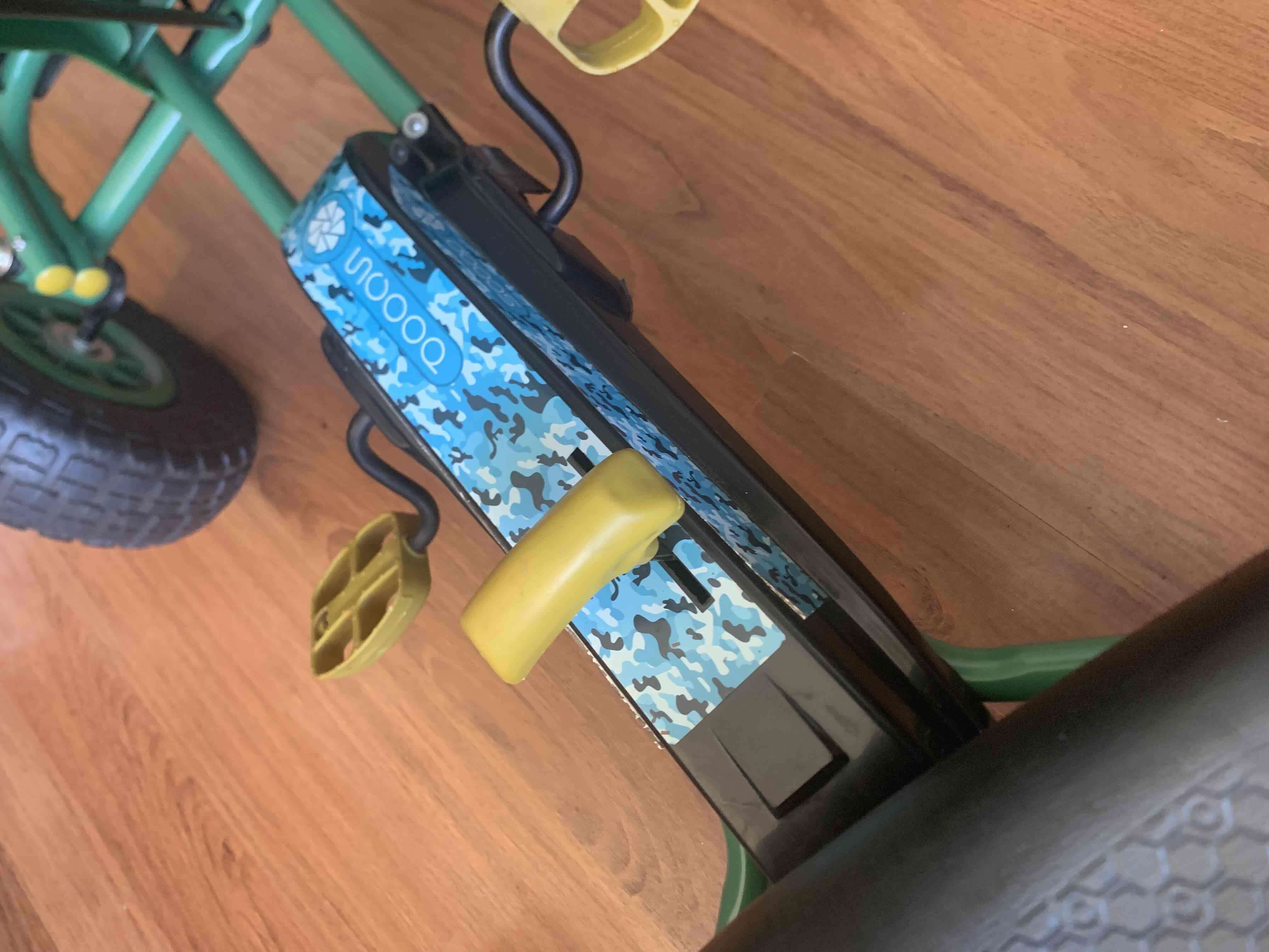 Kart a pedal verde infantil - miniatura 3