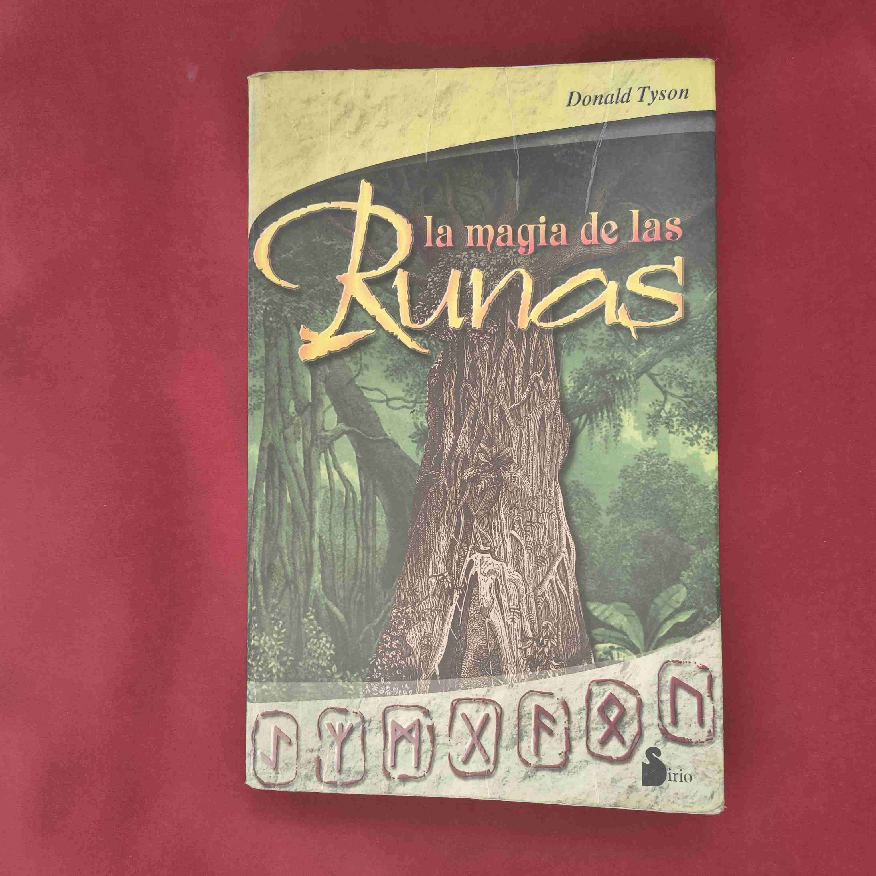 Libro La magia de las runas