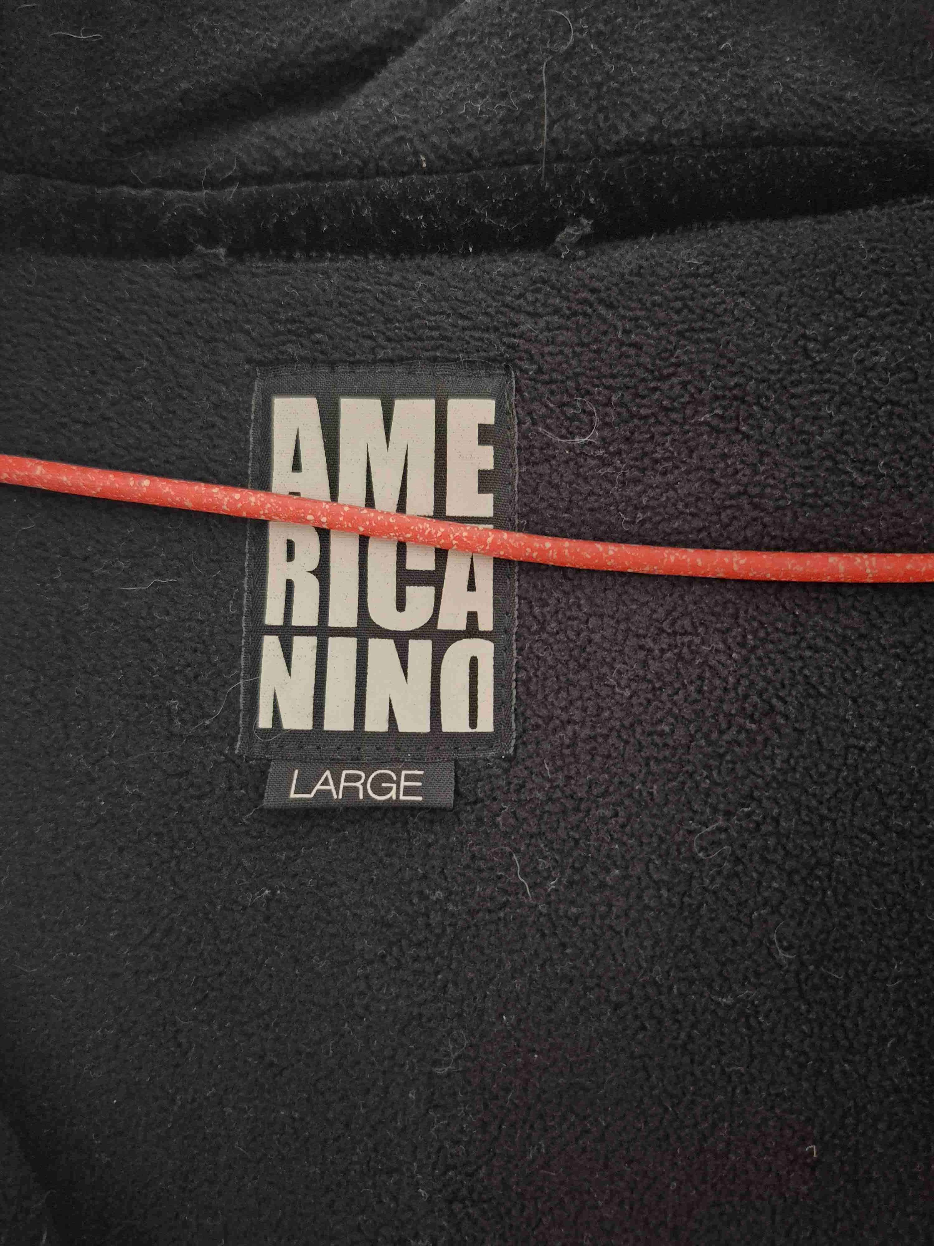 Chaqueta negra con cierre - miniatura 2