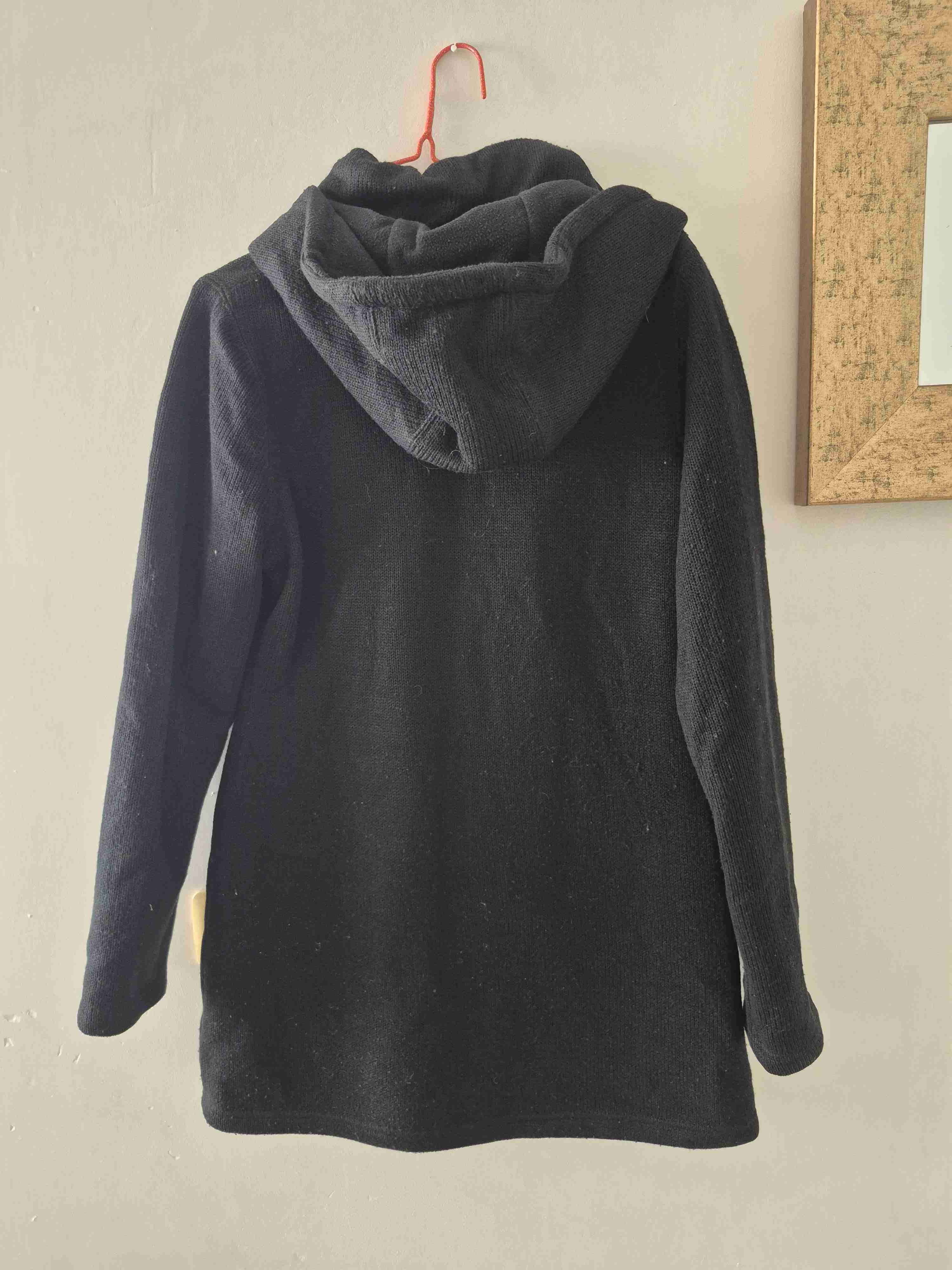 Chaqueta negra con cierre - miniatura 3