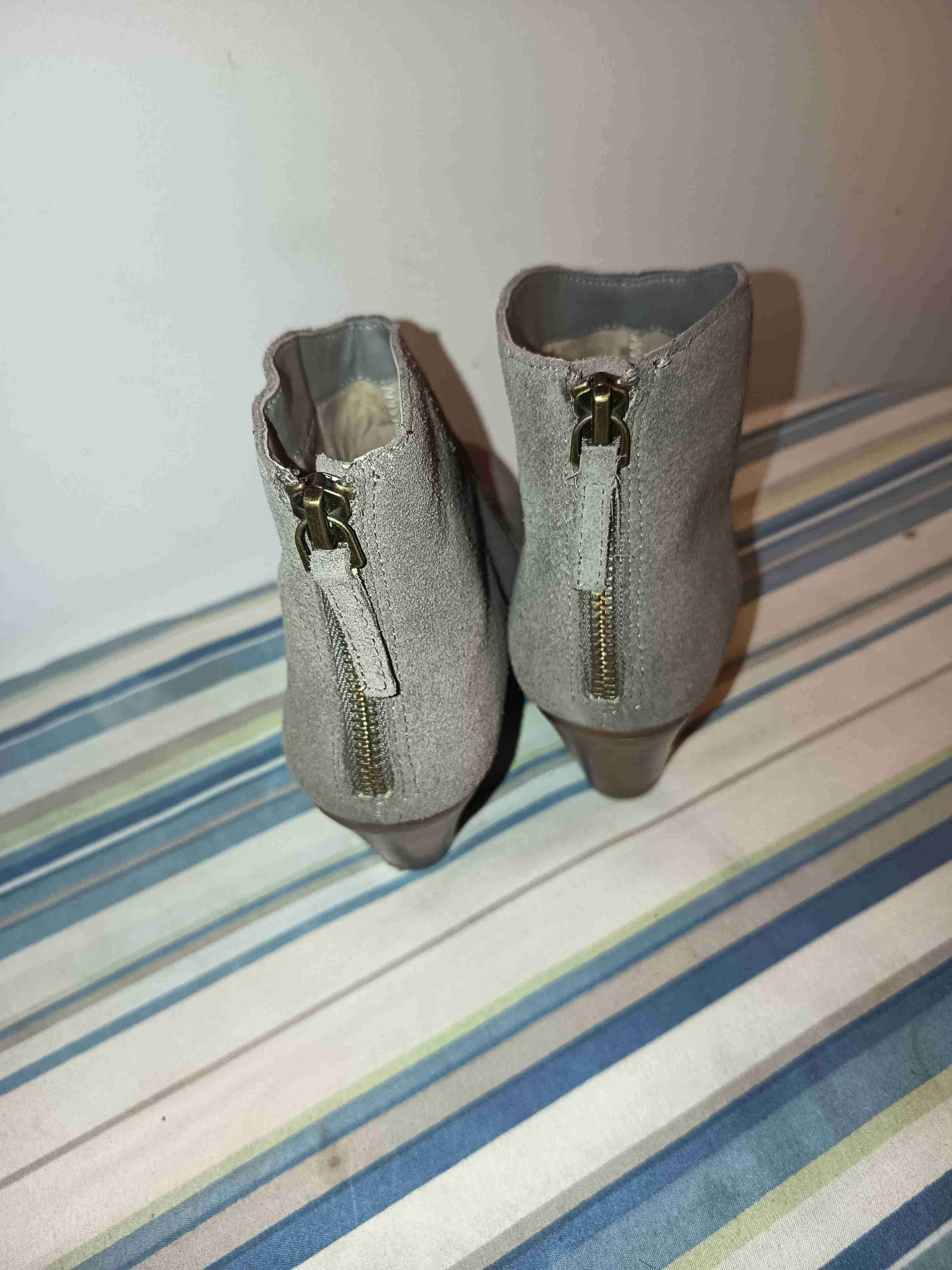 Botines de gamuza grises - miniatura 2