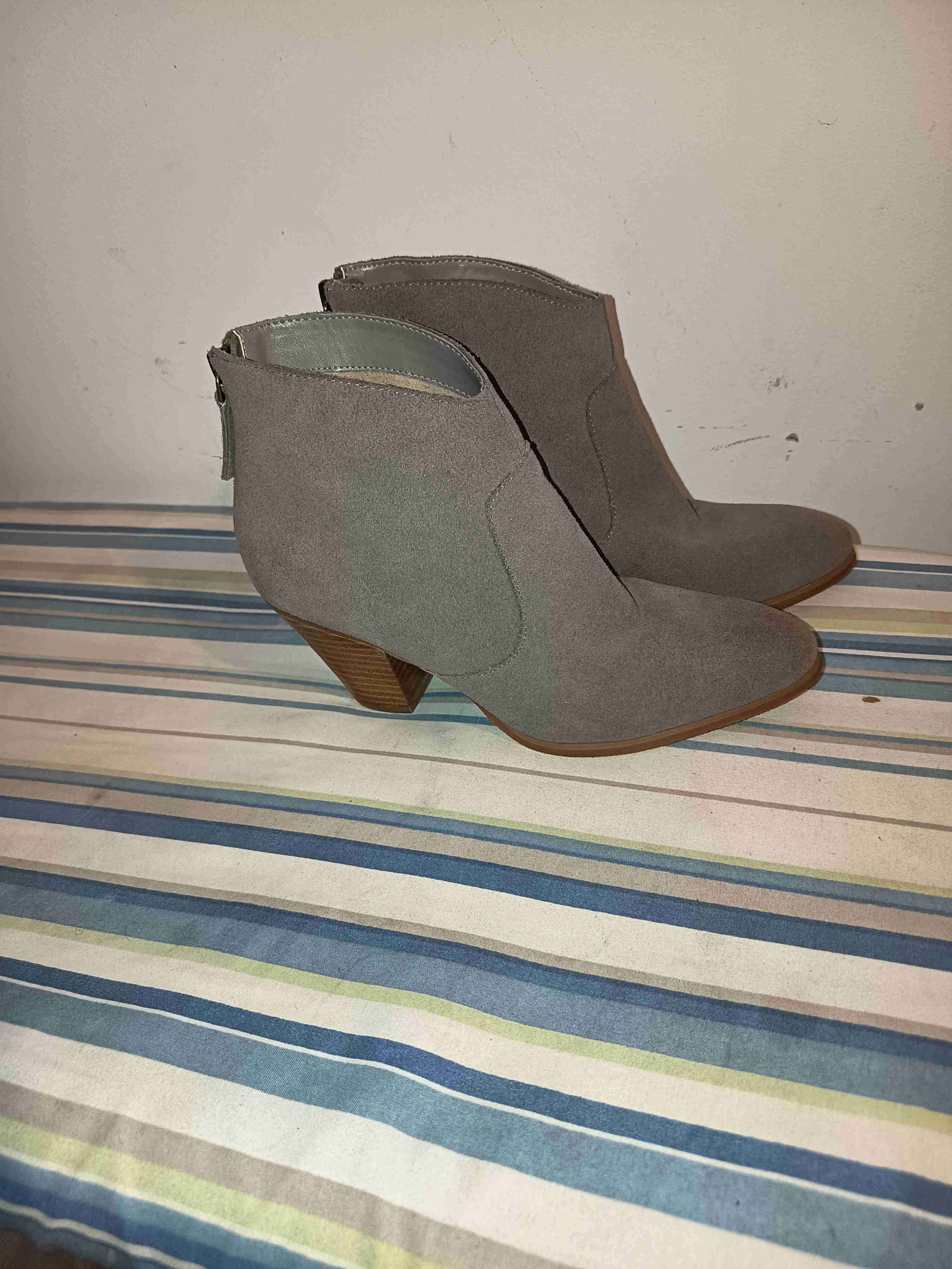 Botines de gamuza grises - miniatura 3