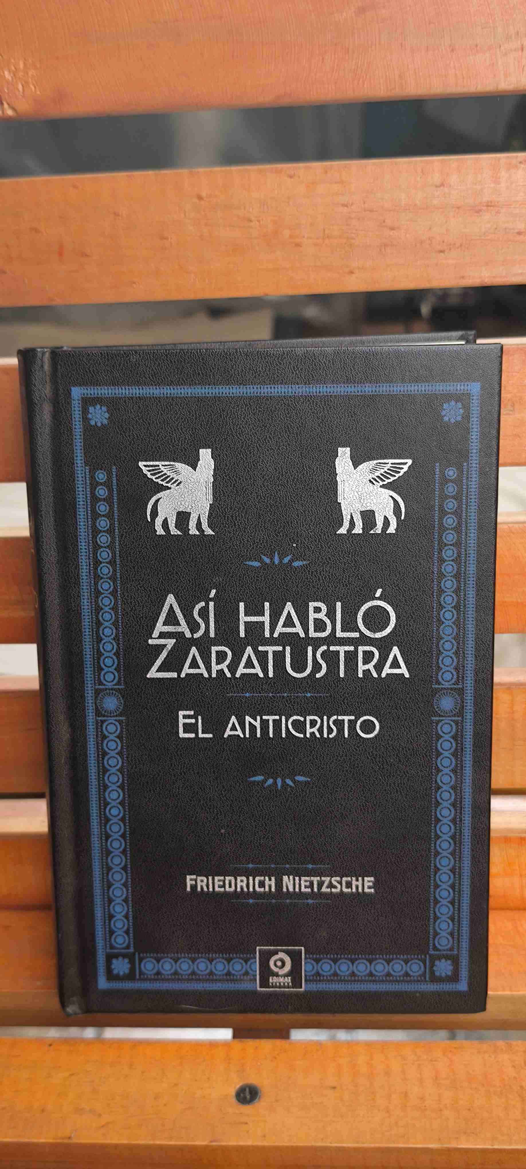 Libro "Así habló Zaratustra" y "El anticristo"