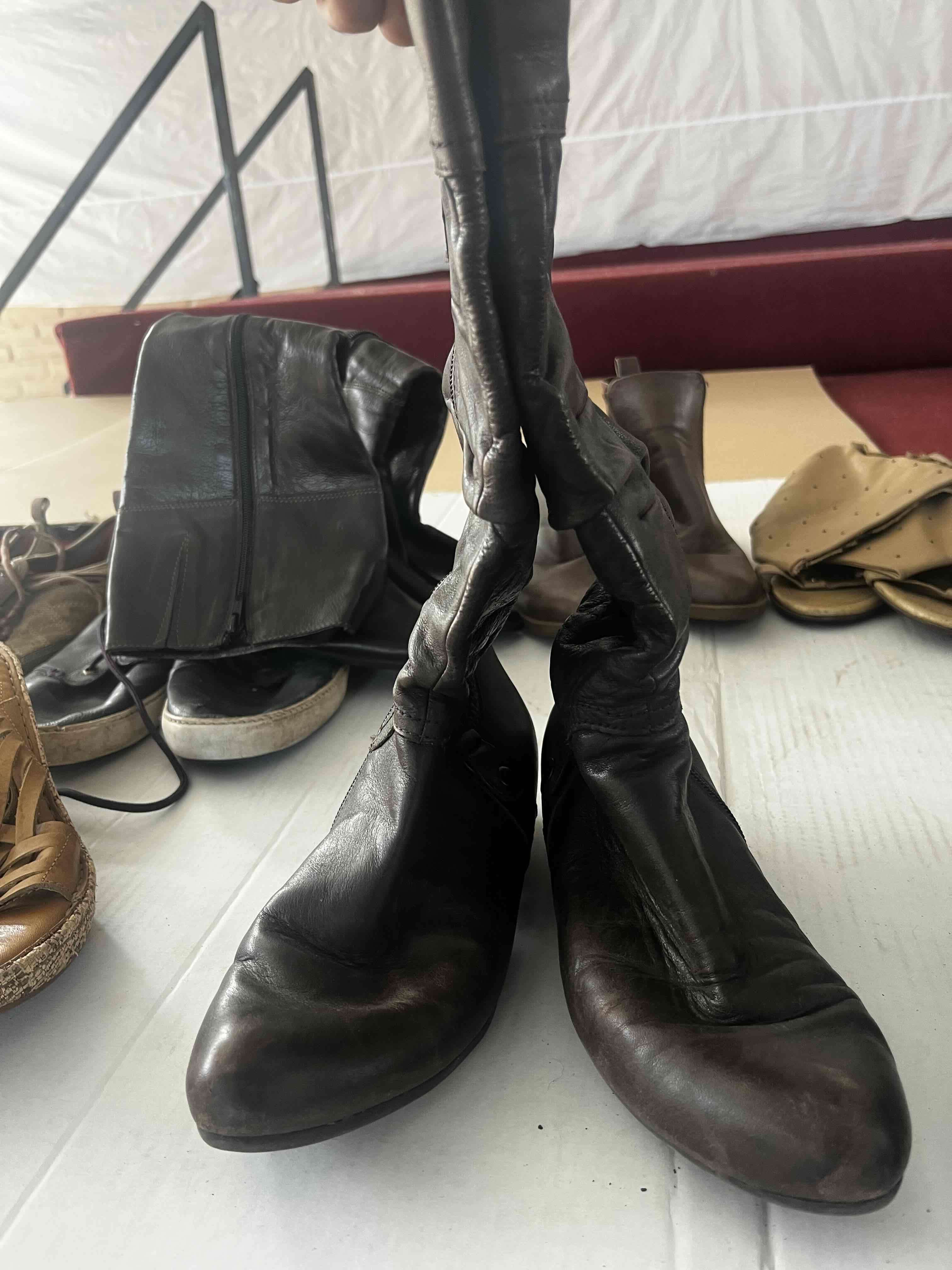 Botas café - miniatura 2