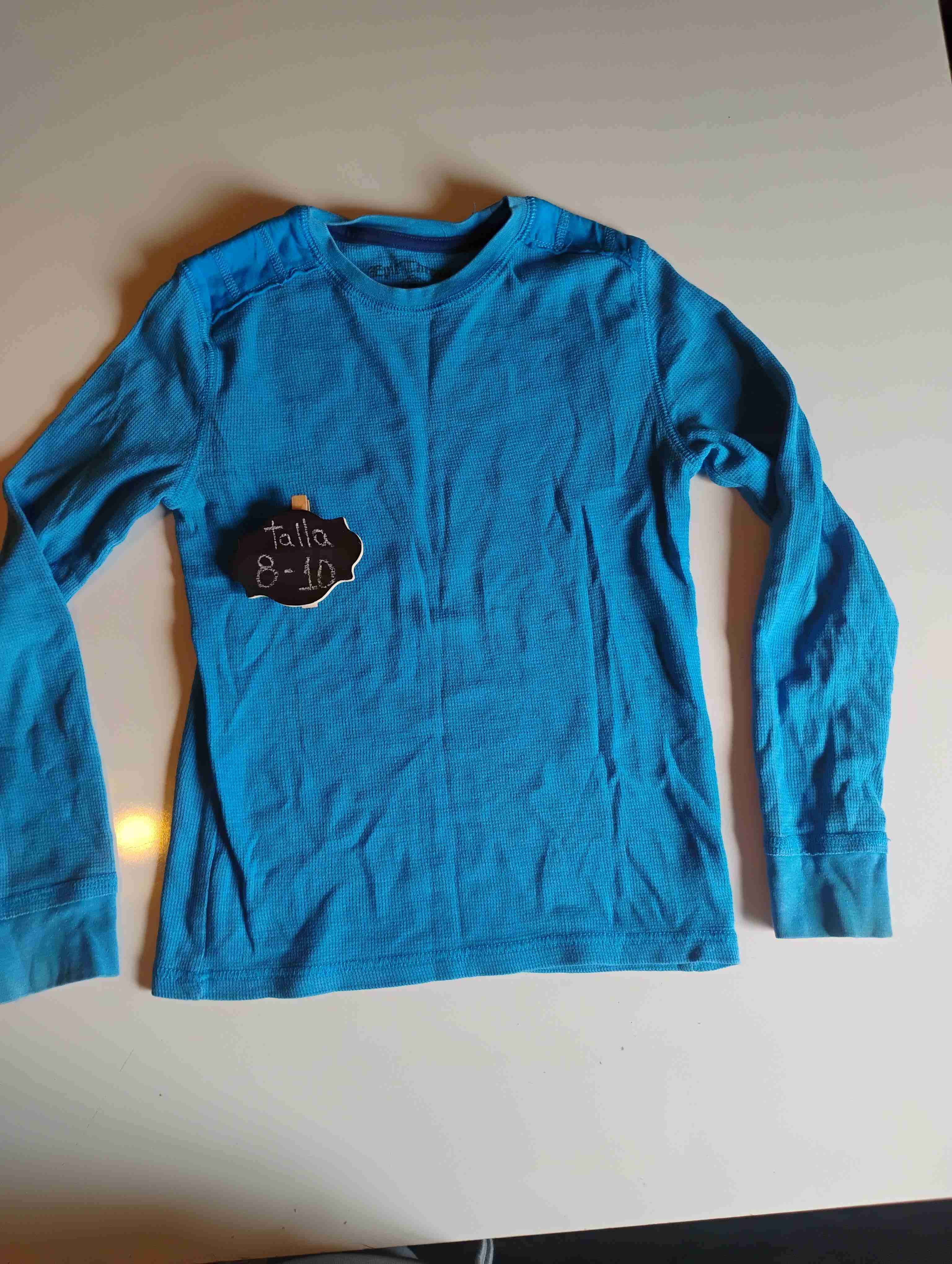 Polera azul manga larga 8-10 años