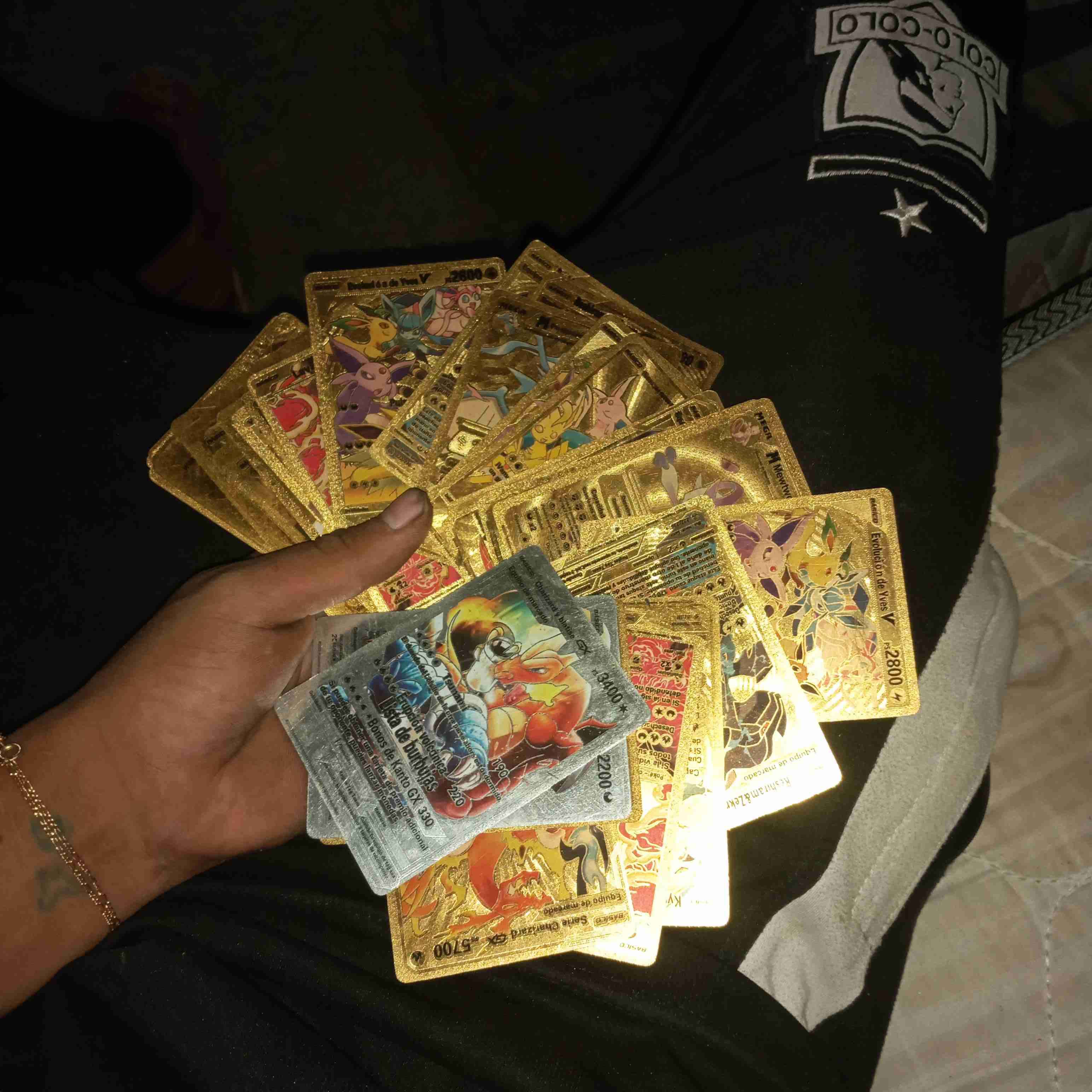 Cartas coleccionables doradas