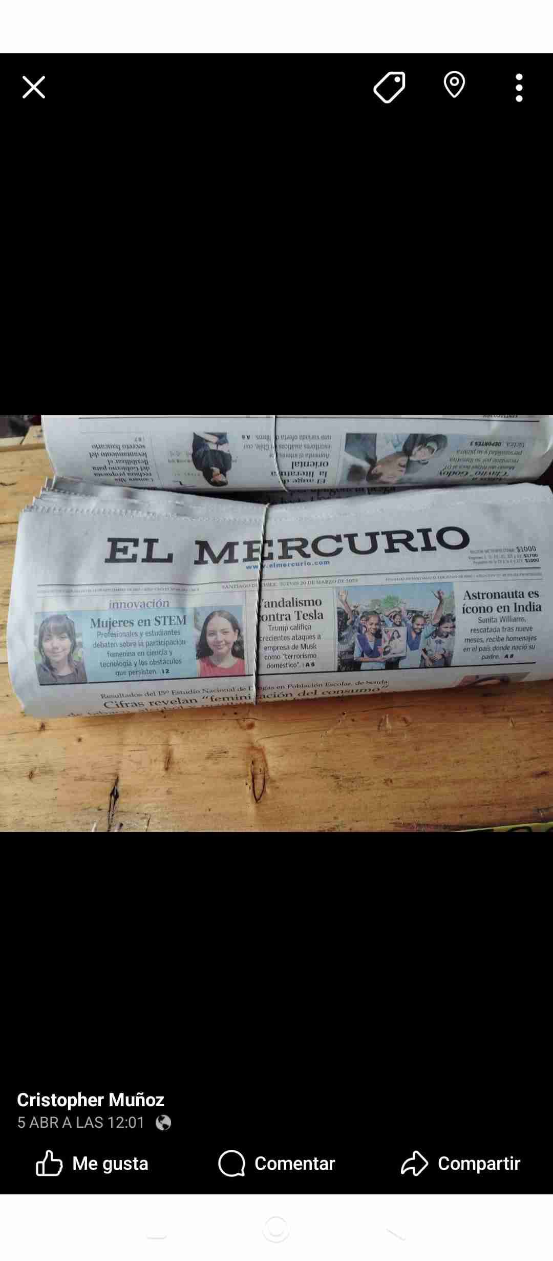 Paquete de periódicos El Mercurio - miniatura 2