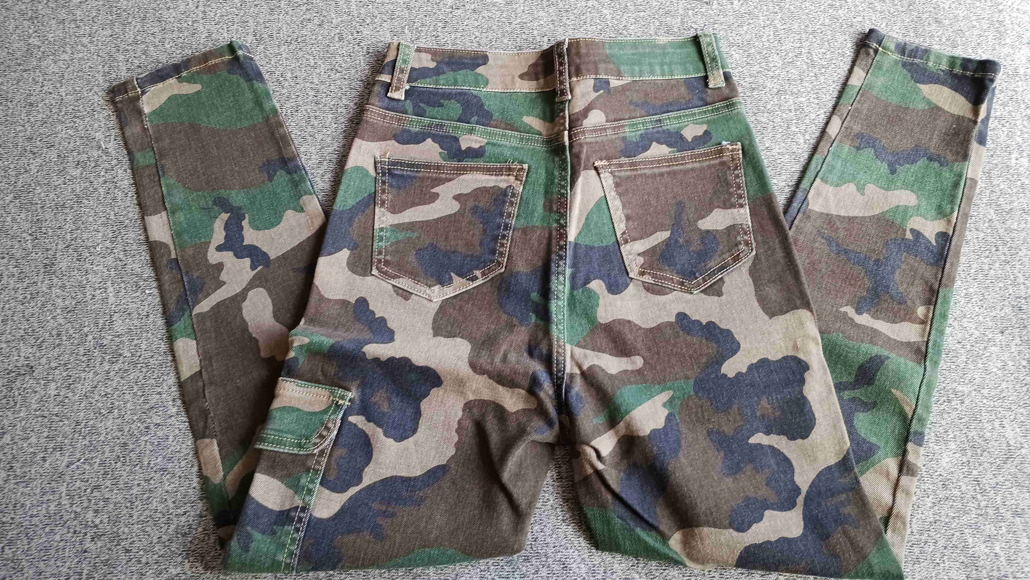 Pantalones camuflados estilo militar - miniatura 3