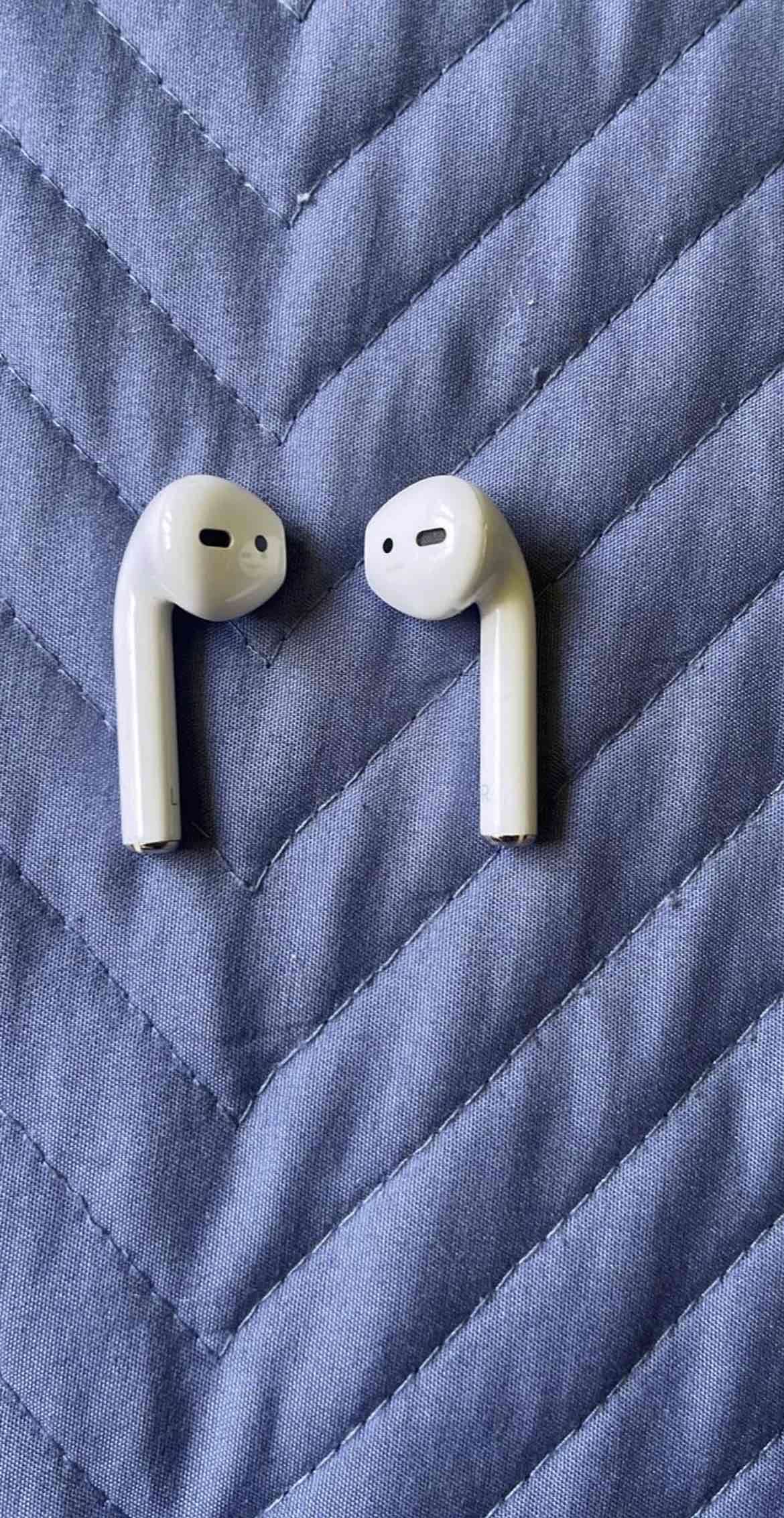 Audífonos AirPods Originales - miniatura 4