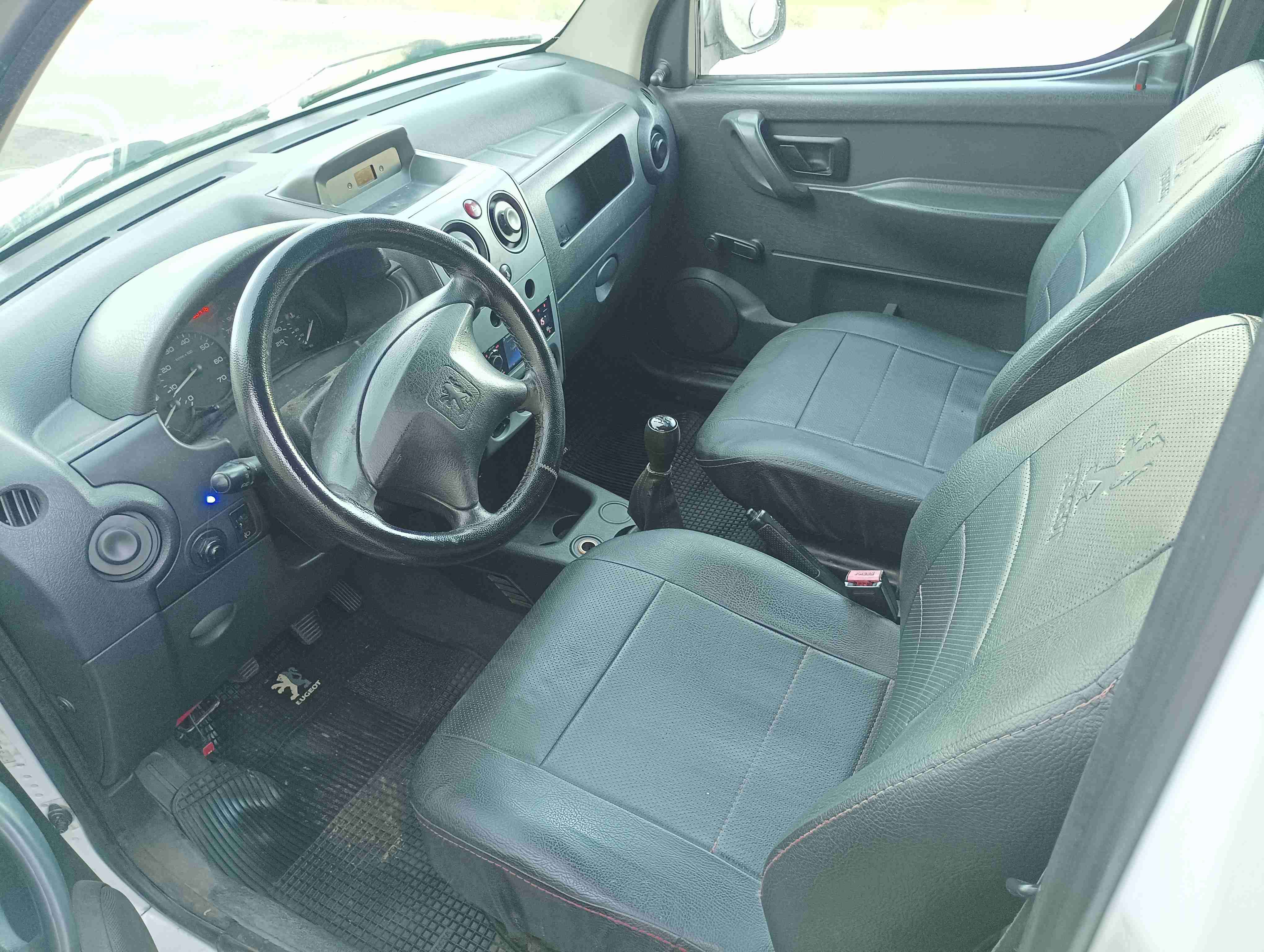 Peugeot Partner 1.6 HDI - miniatura 5