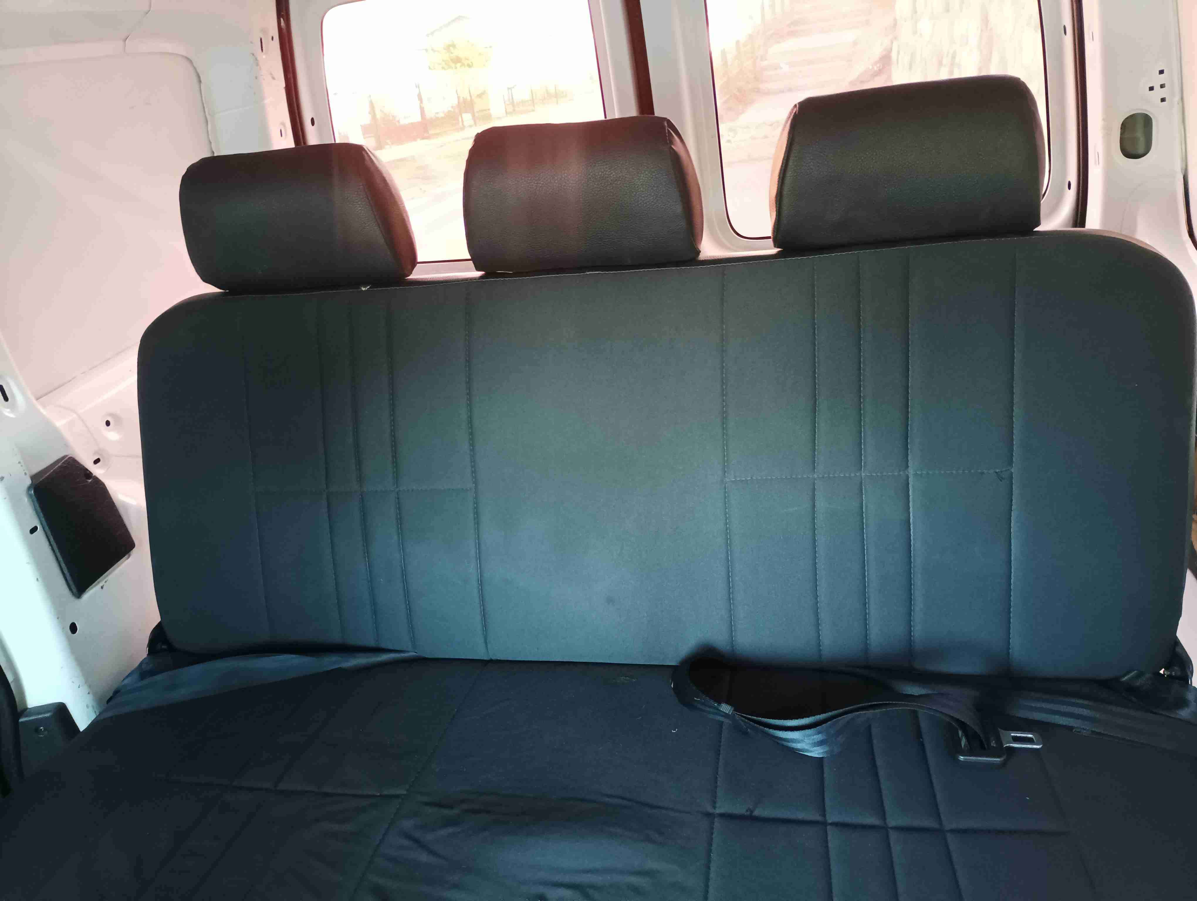 Peugeot Partner 1.6 HDI - miniatura 6