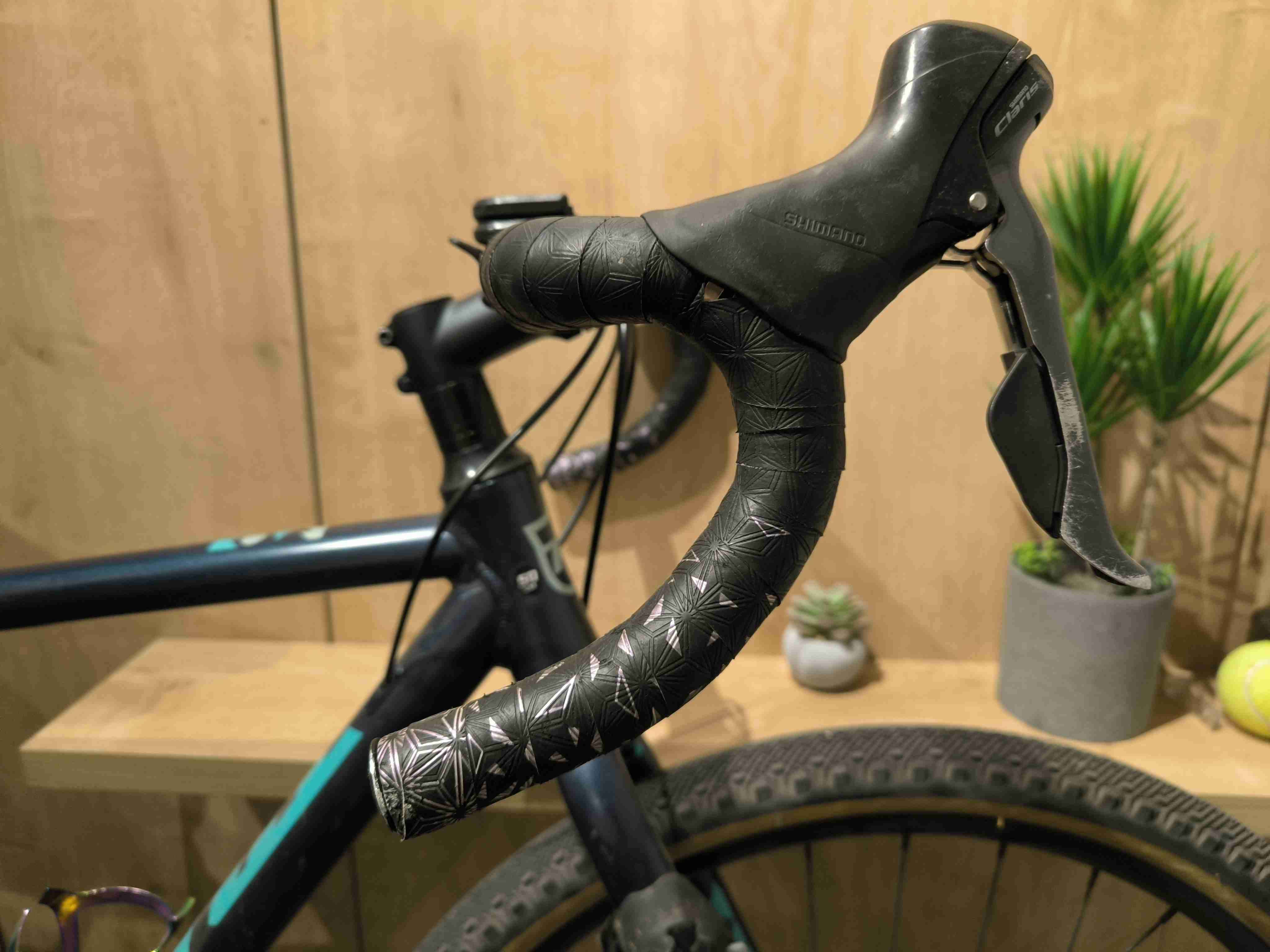 Bicicleta Gravel Kona Rove AL 650 - miniatura 3